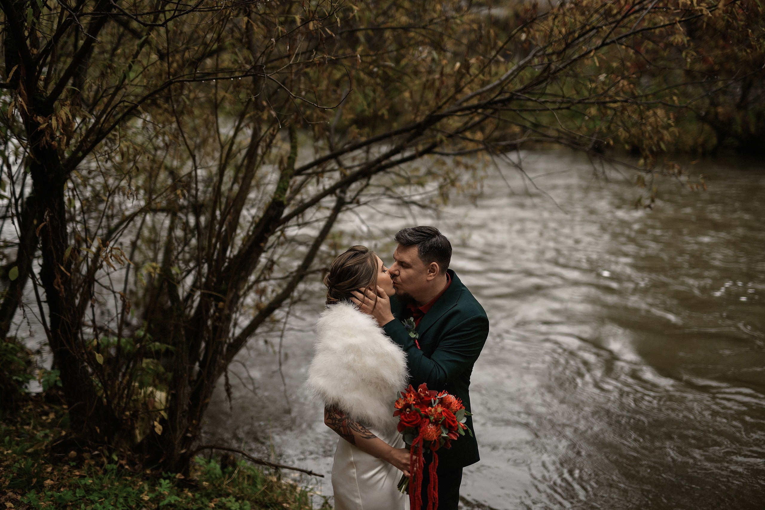 Свадьба осенью — свадебная фотосъёмка в осенних цветах. 📸 Свадебный и семейный фотограф в Красноярске Тихомиров Евгений | 17 лет опыта | 800+ свадеб
