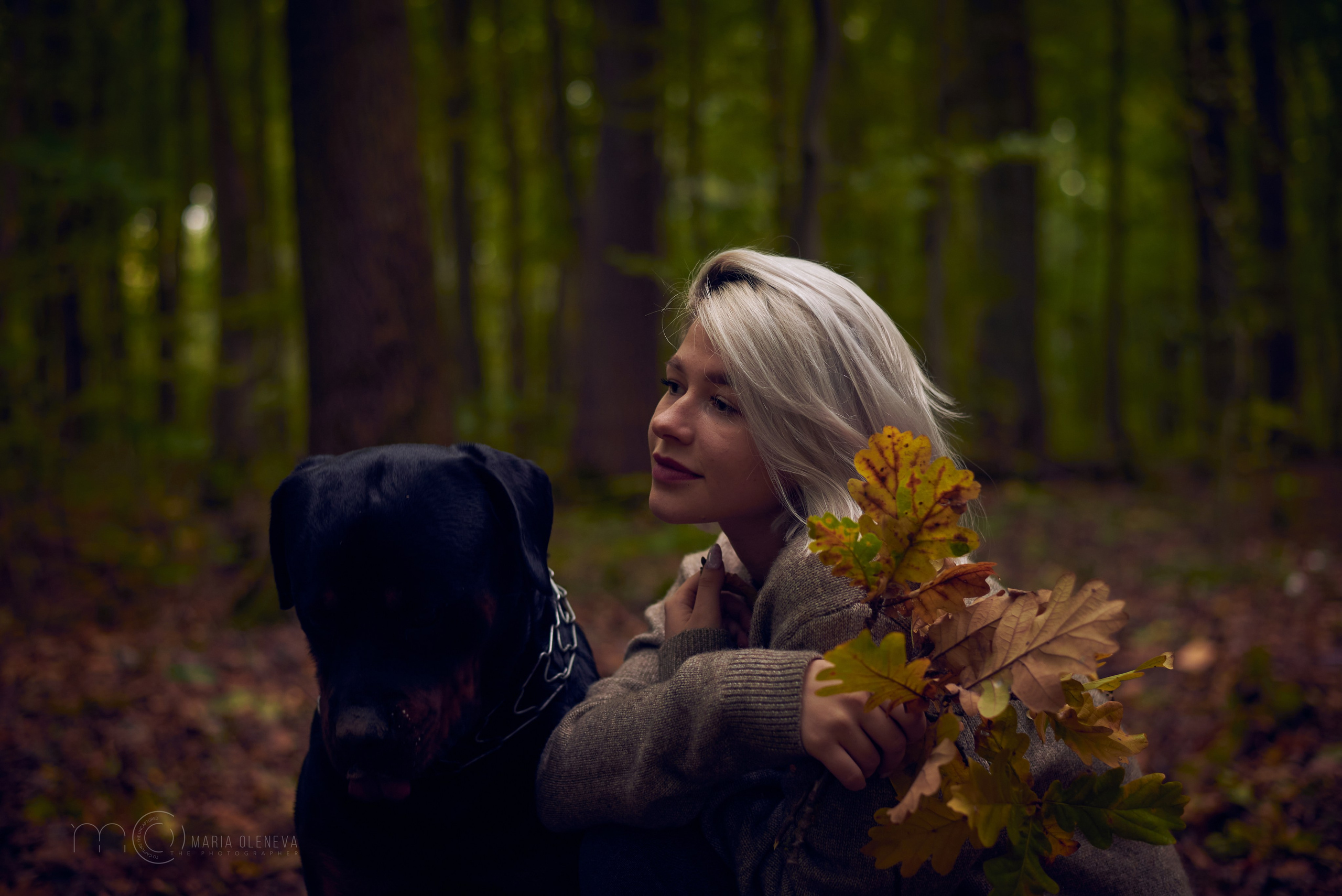 Прогулка с собакой. Фотограф Мария Оленева