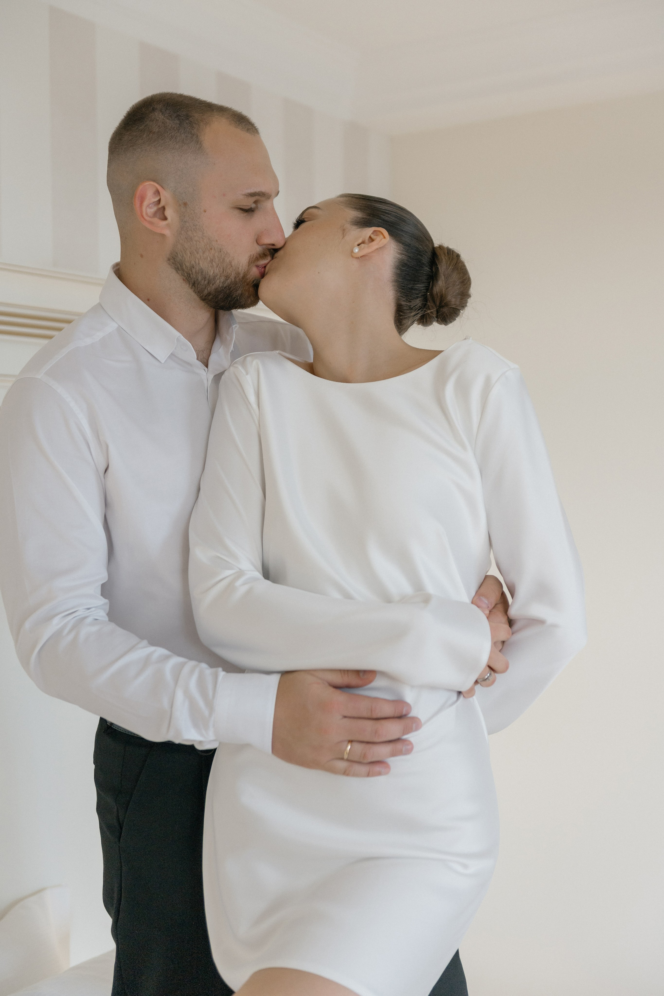 Wedding day in VERSAL PARK. Wedding PHOTOGRAPHER Andrew Vnukov