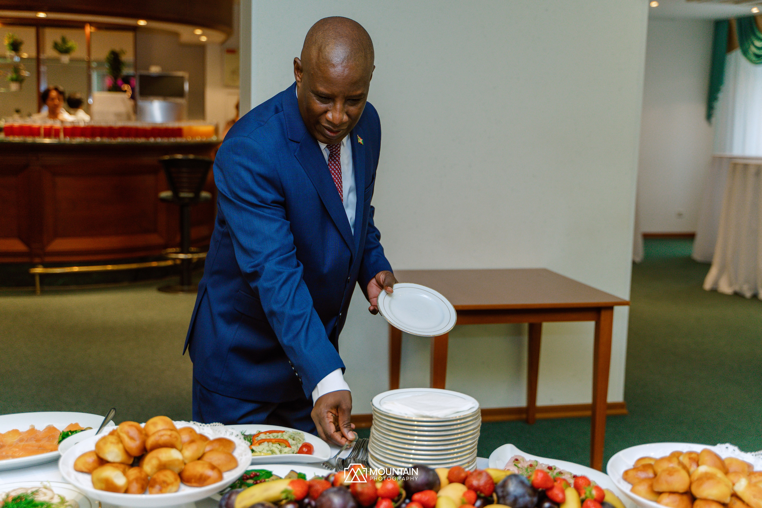 Burundi Indepence Celebration. Photographer based in moscow Peter Tchana