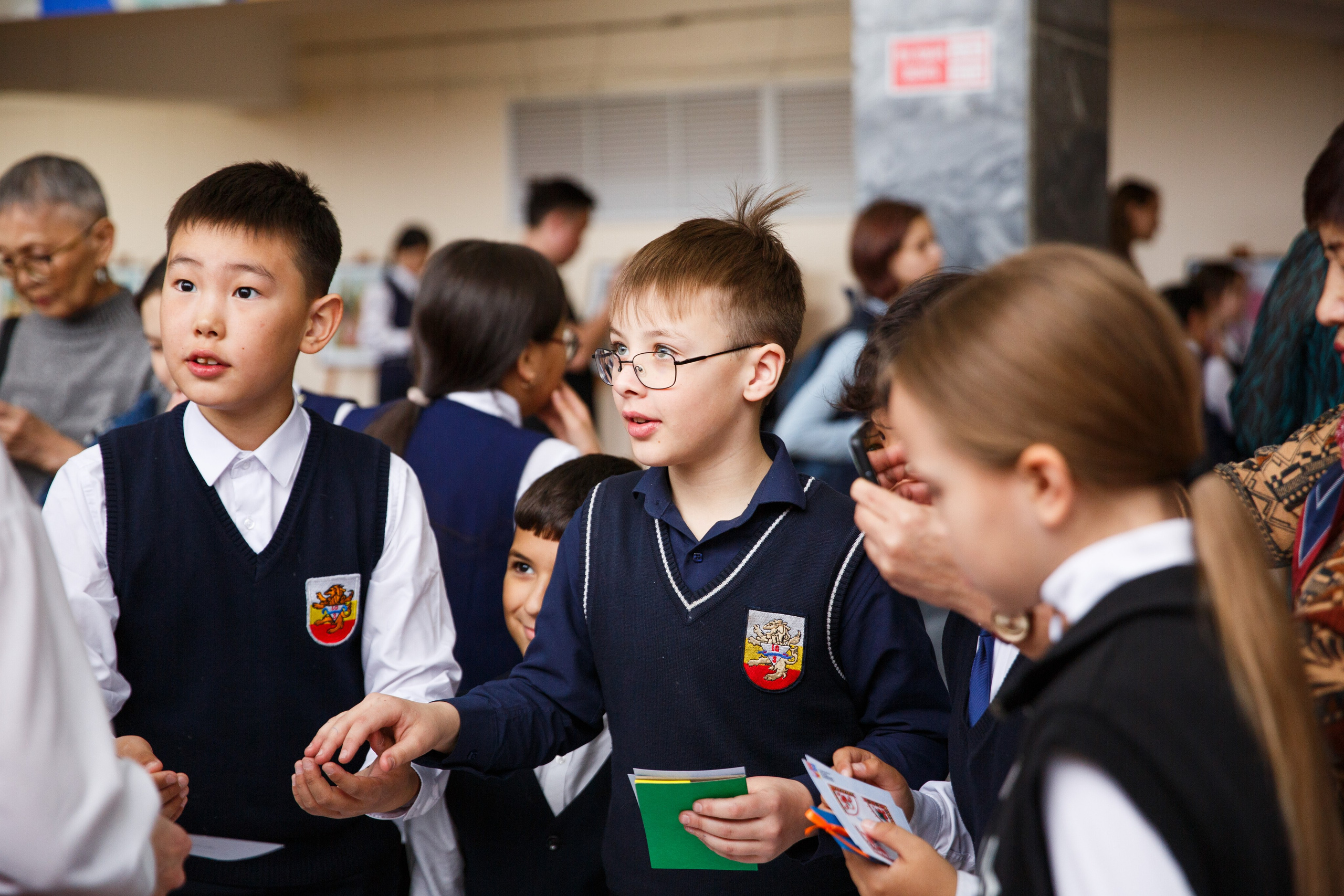 Открытие недели детской книги — репортаж с мероприятия. Репортажный фотограф на дни рождения и юбилеи в Улан-Удэ — Алексей Раднаев