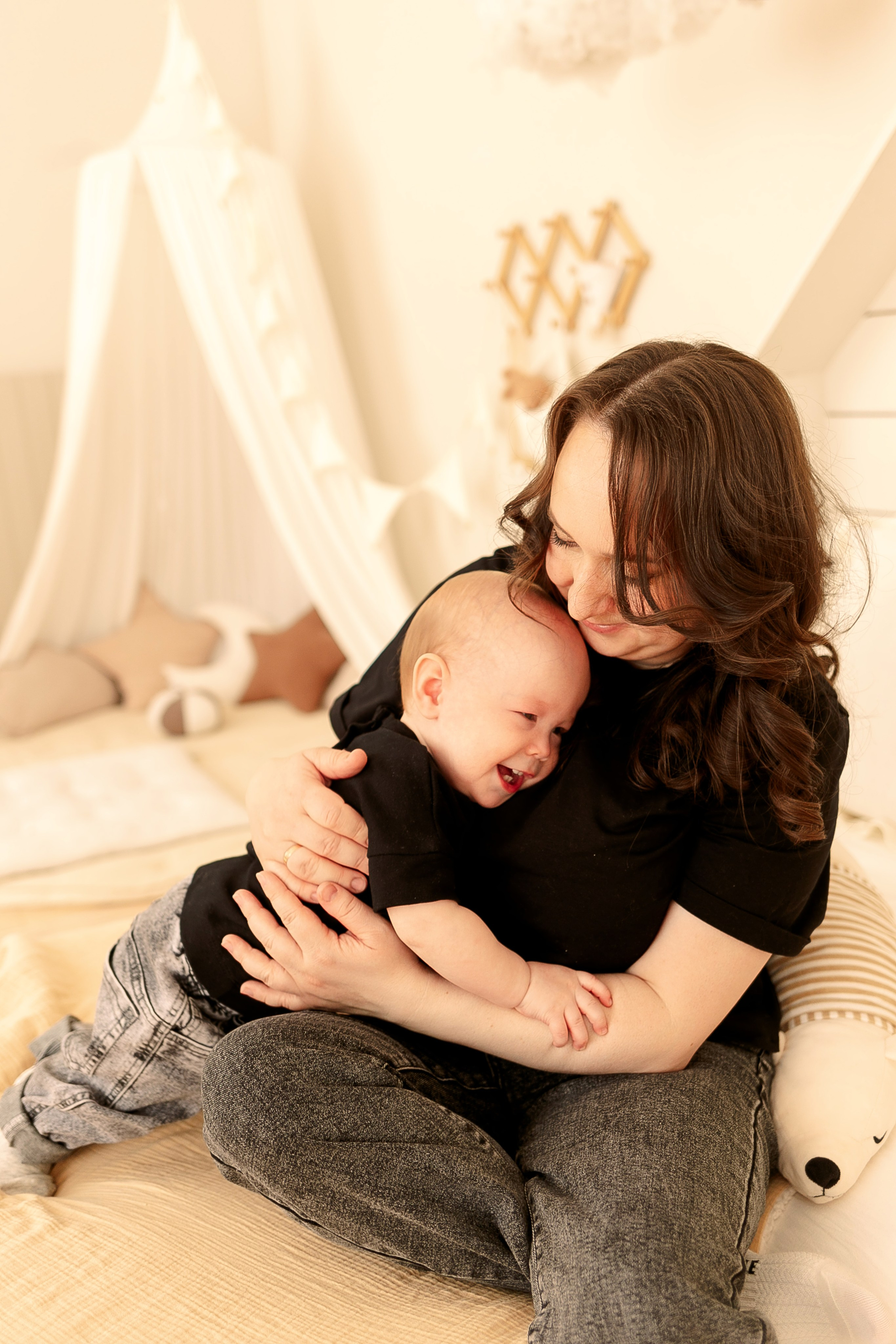 Тимуру 1 годик. Семейный фотограф Фотосессия беременности  Екатеринбург Елена Луткова