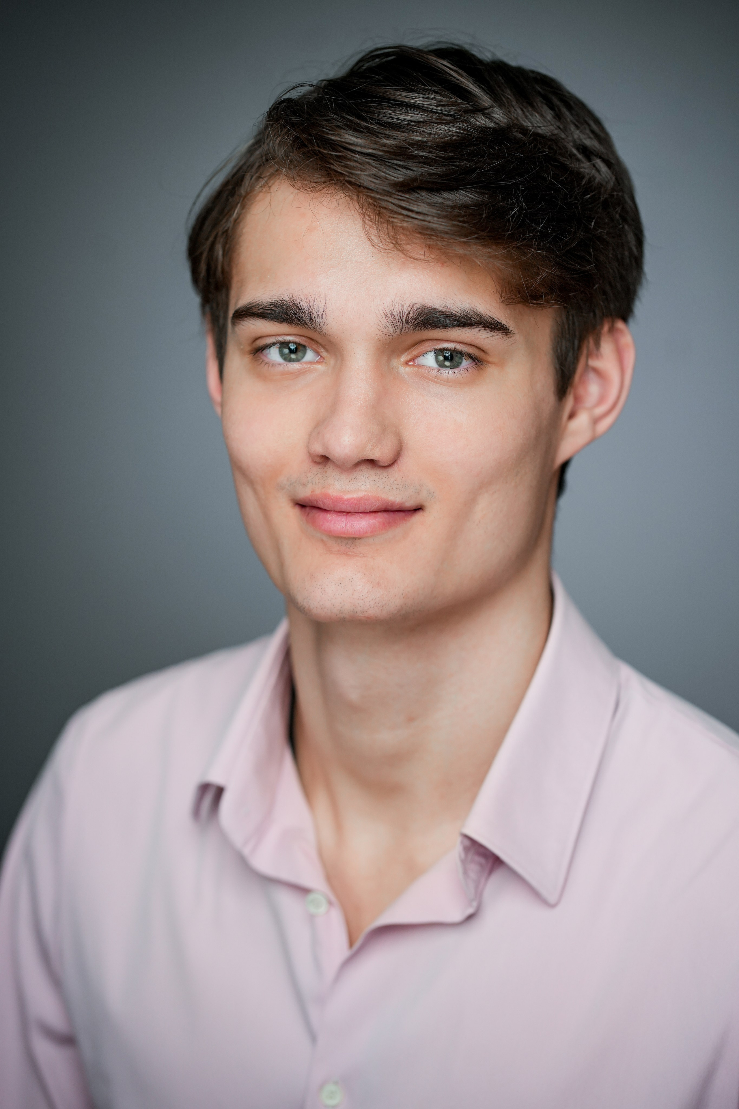 Актёр Максим Дружинин. Портретная съемка в Москве, студийный фотограф Игорь Фомин