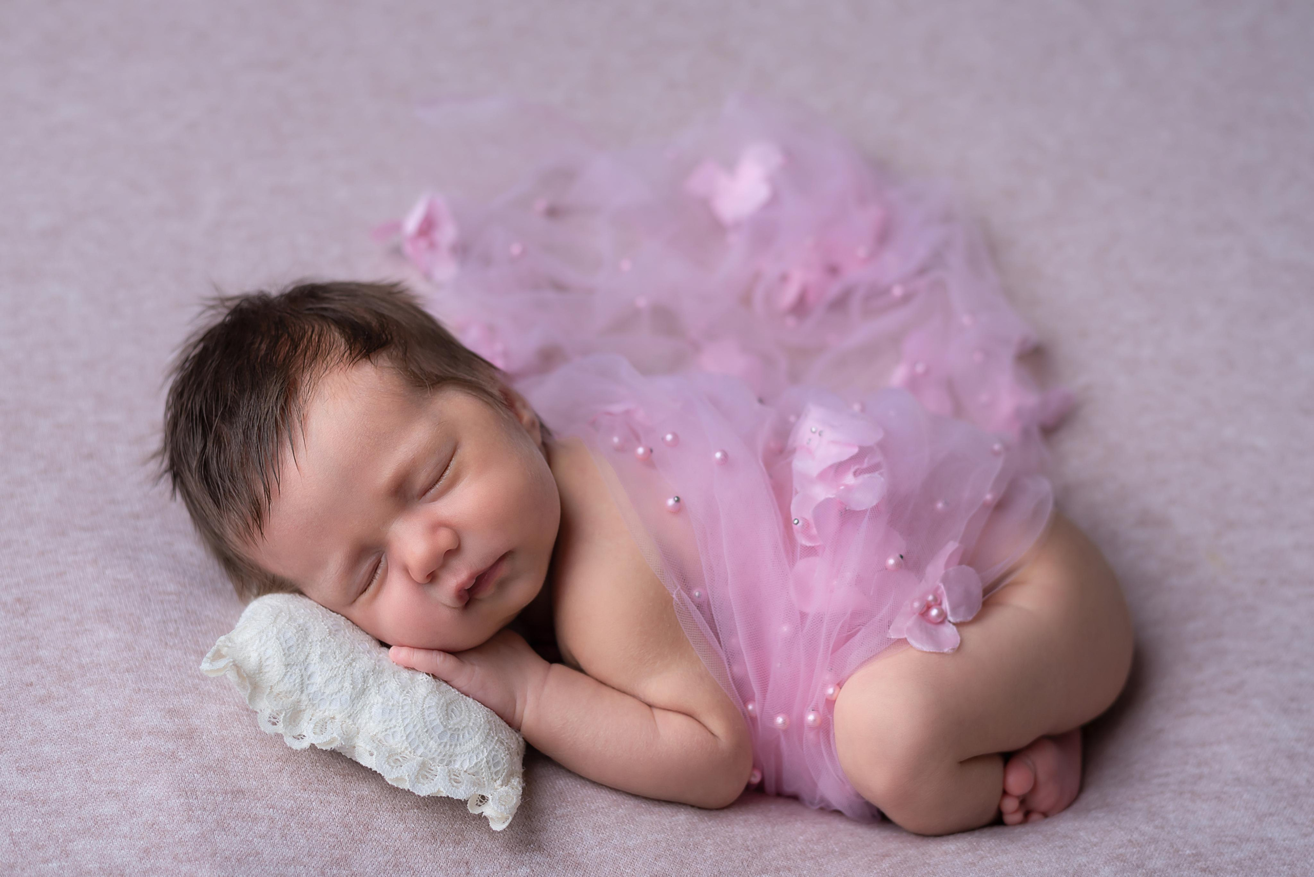 Фотограф новорожденных в городе Екатеринбург, Дегтярск, Ревда newborn. Фотограф новорожденных в Екатеринбурге Анастасия Карманова