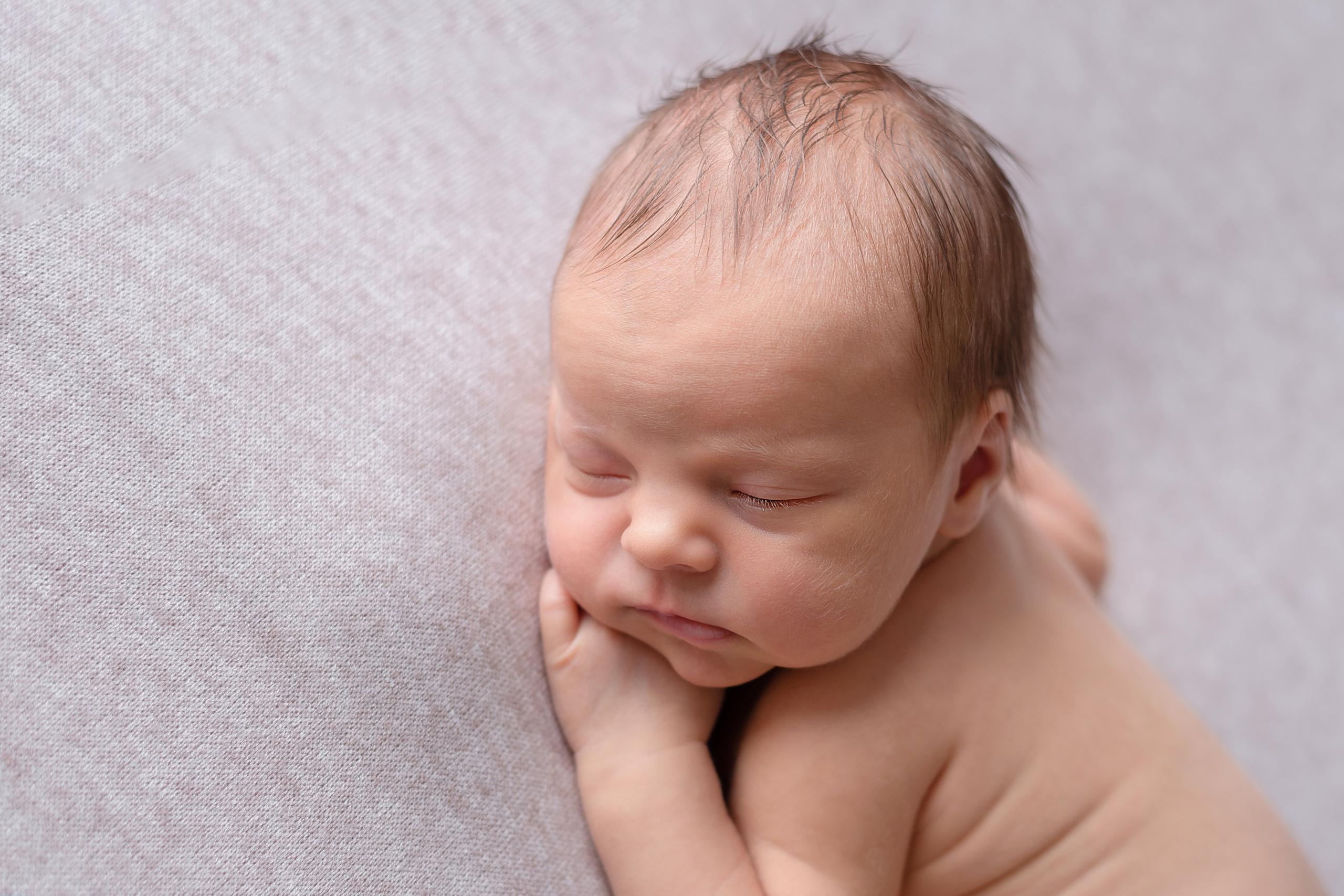 Фотограф новорожденных в городе Екатеринбург, Дегтярск, Ревда newborn. Фотограф новорожденных в Екатеринбурге Анастасия Карманова
