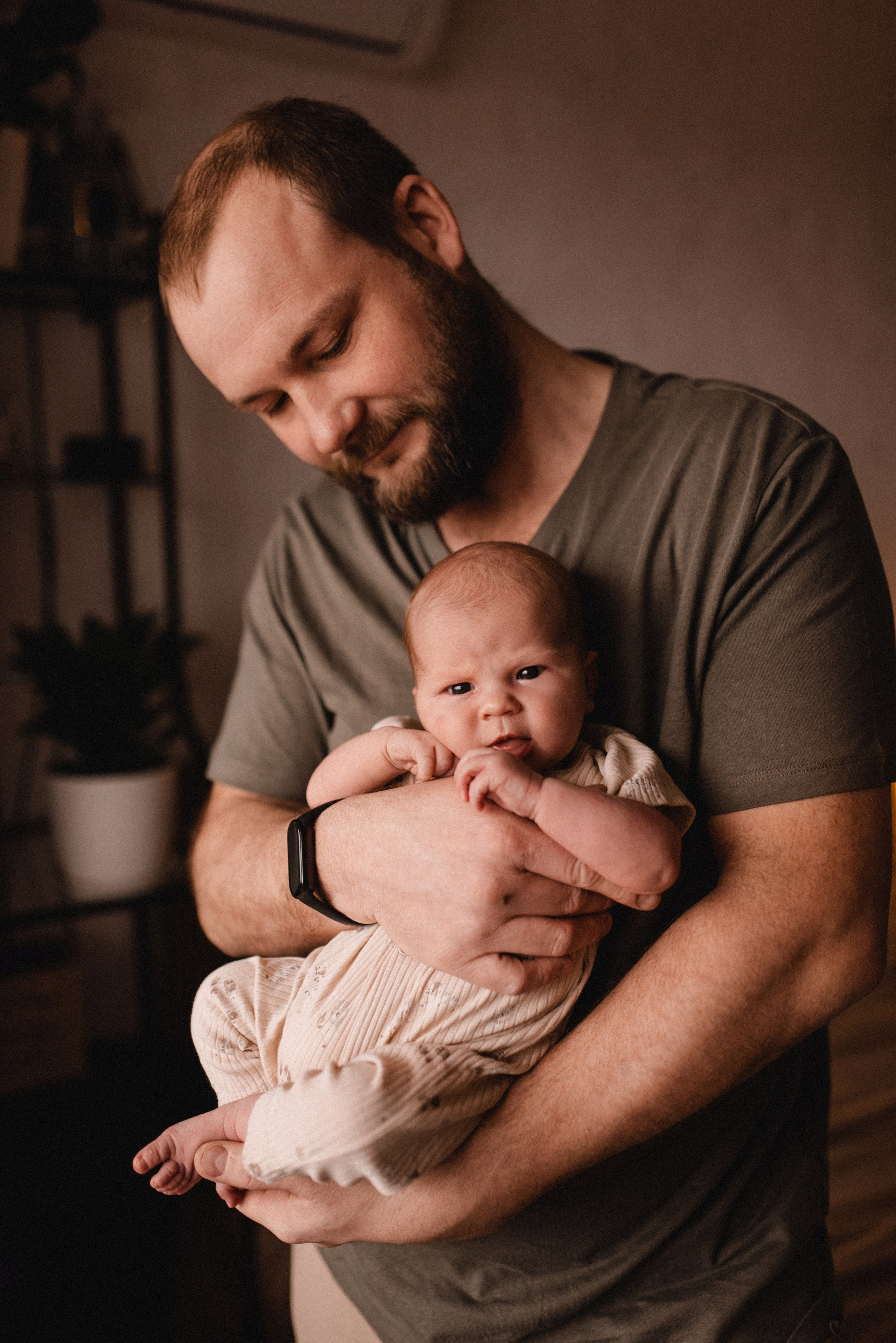 Домашняя фотосессия для Виктора&Анны&Тимофея&Гоордея. Фотограф в Новосибирске Анастасия Курто