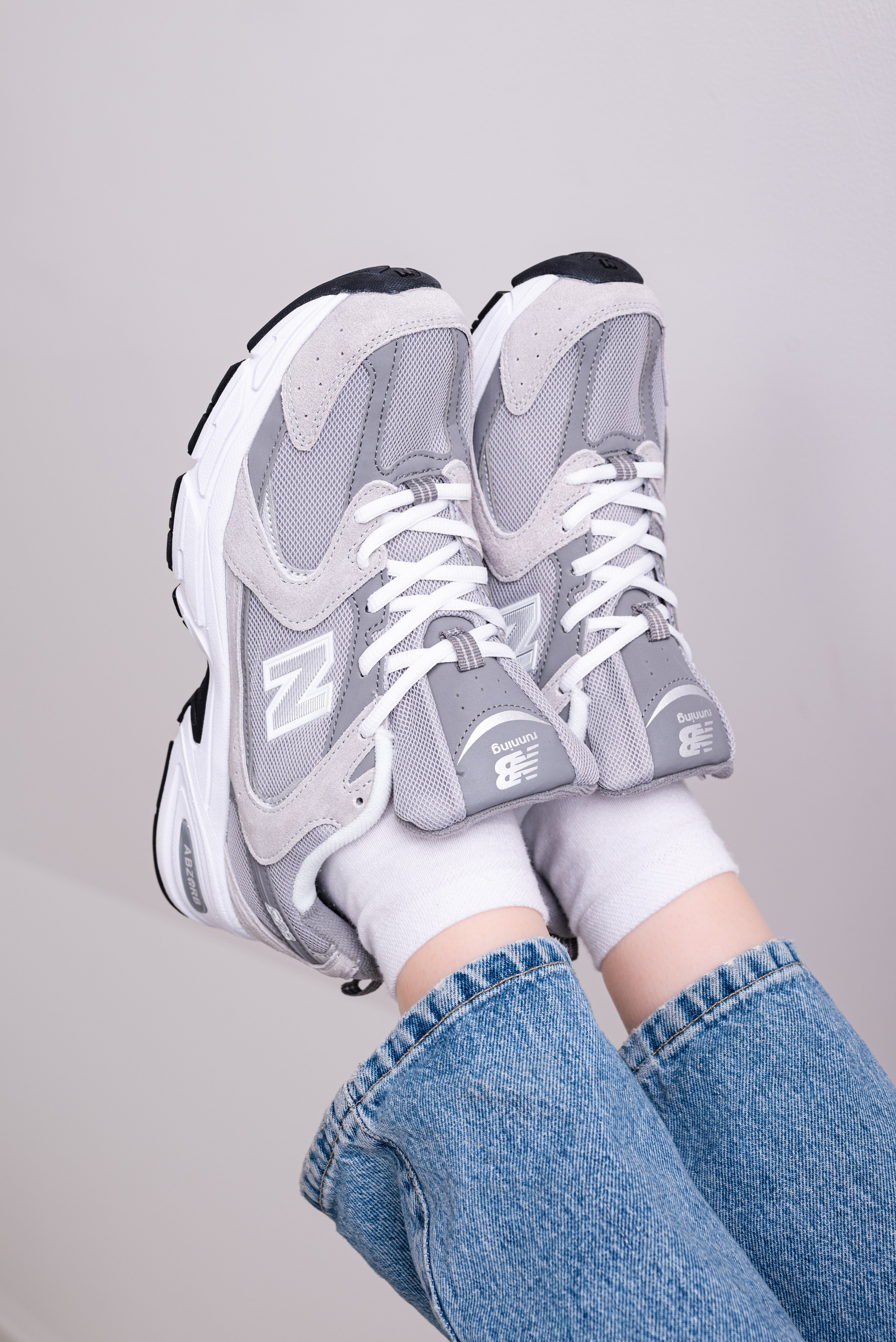 Кроссовки. Предметный фотограф, фото для маркетплейсов Пятигорск, КМВ