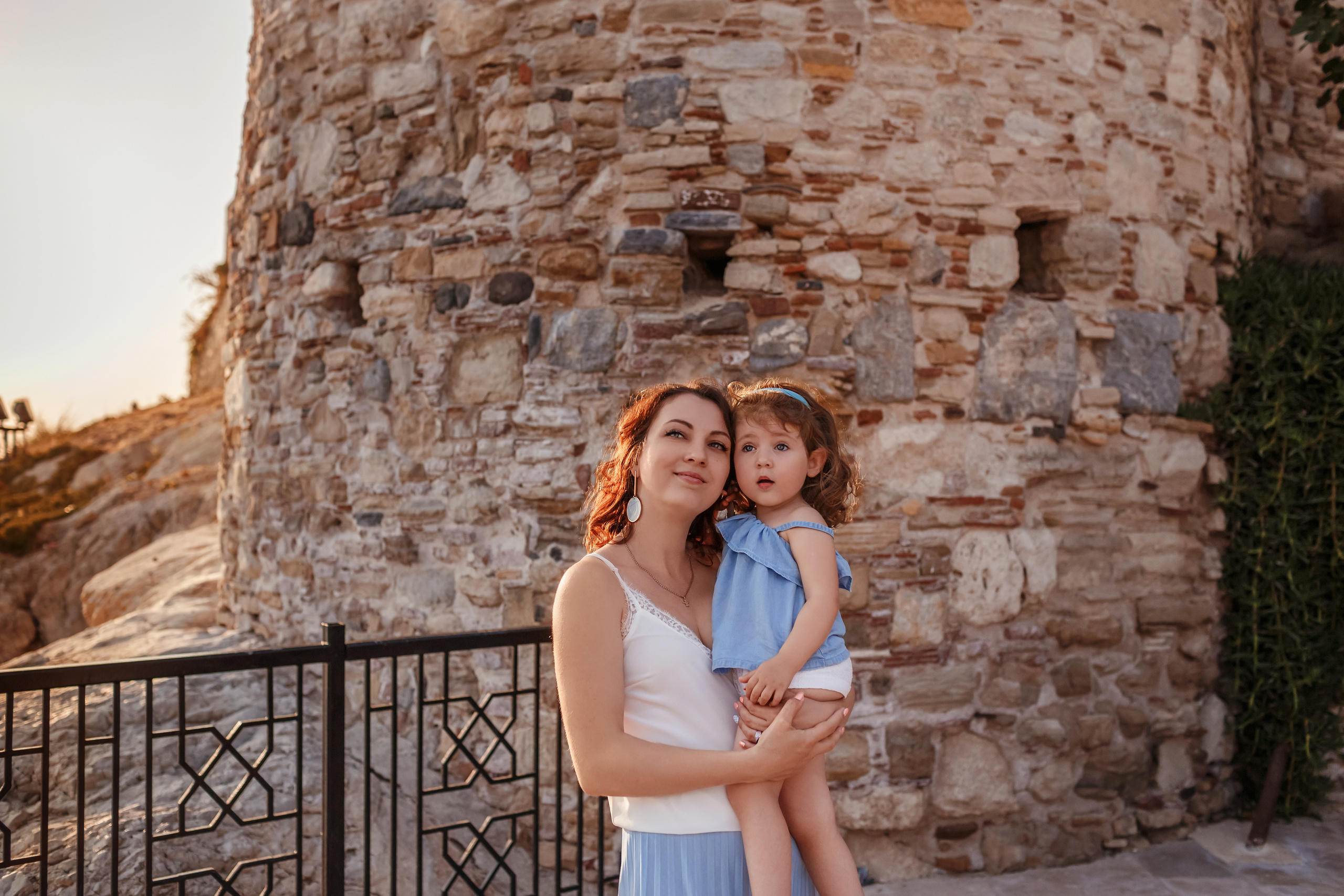 Family photoshoot in Kusadasi. Professional family and children’s photographer in Izmir Irina Eron