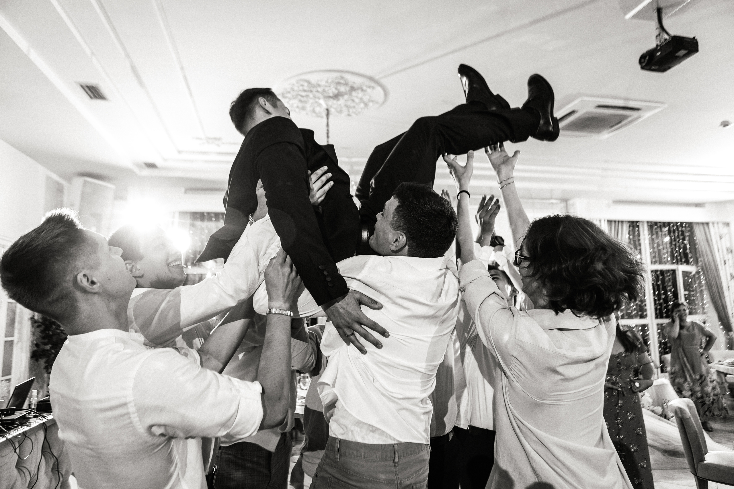 Свадебный фотограф Уфа — Руслан ГабдлисламовЖивые эмоции, красивые кадры, воспоминания на всю жизнь.Работаю по всей Республике Башкортоста. Свадебный фотограф Уфа Руслан Габдлисламов