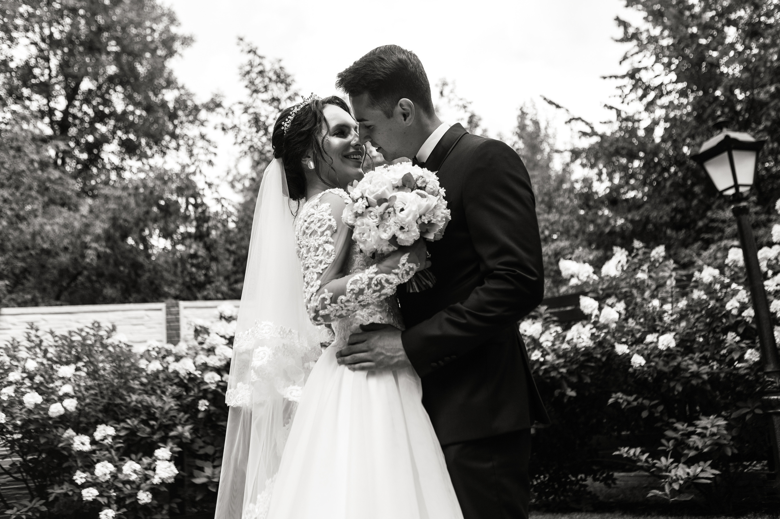 Свадебный фотограф Уфа — Руслан ГабдлисламовЖивые эмоции, красивые кадры, воспоминания на всю жизнь.Работаю по всей Республике Башкортоста. Свадебный фотограф Уфа Руслан Габдлисламов