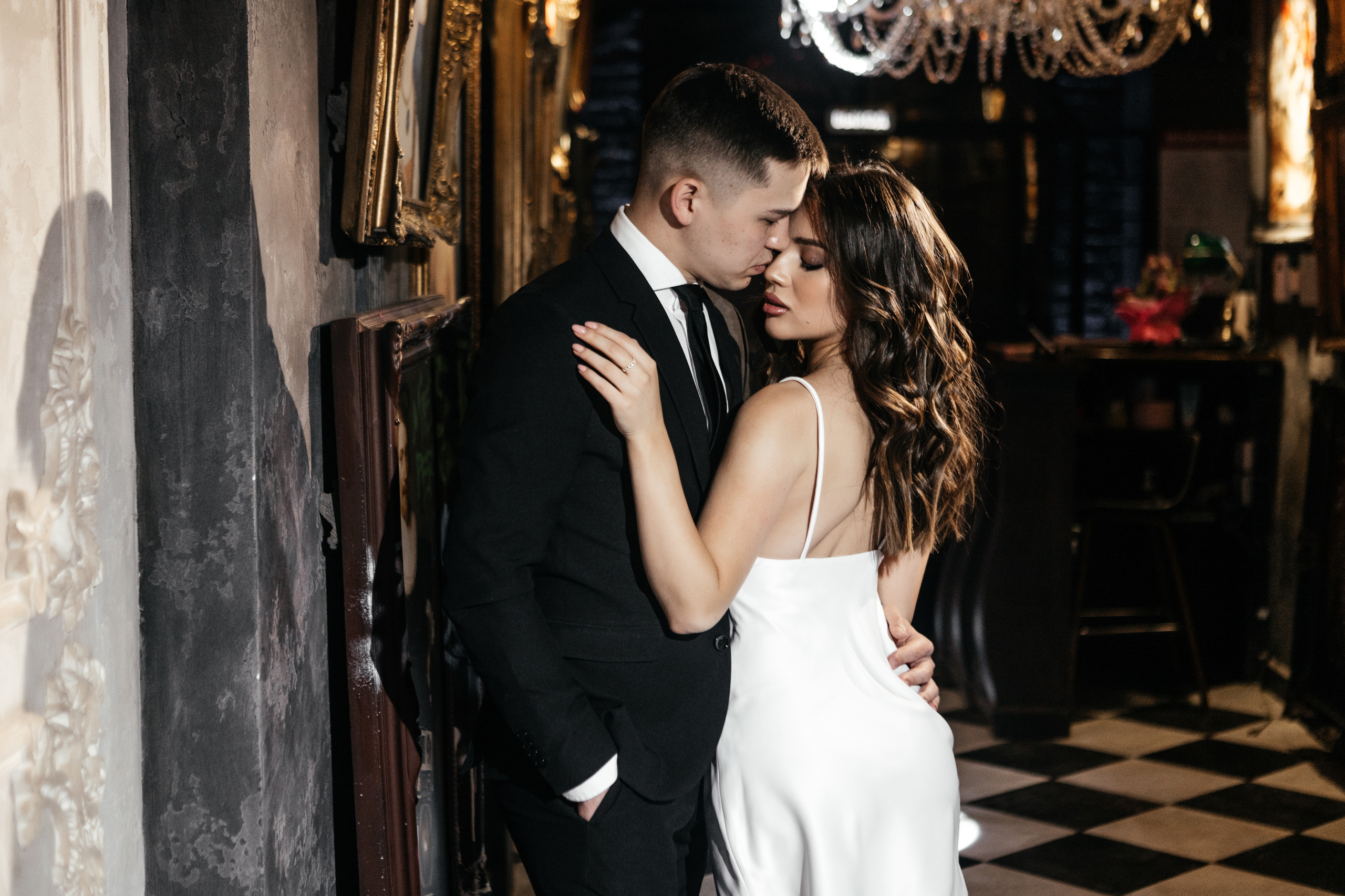 Свадебный фотограф Уфа — Руслан ГабдлисламовЖивые эмоции, красивые кадры, воспоминания на всю жизнь.Работаю по всей Республике Башкортоста. Свадебный фотограф Уфа Руслан Габдлисламов