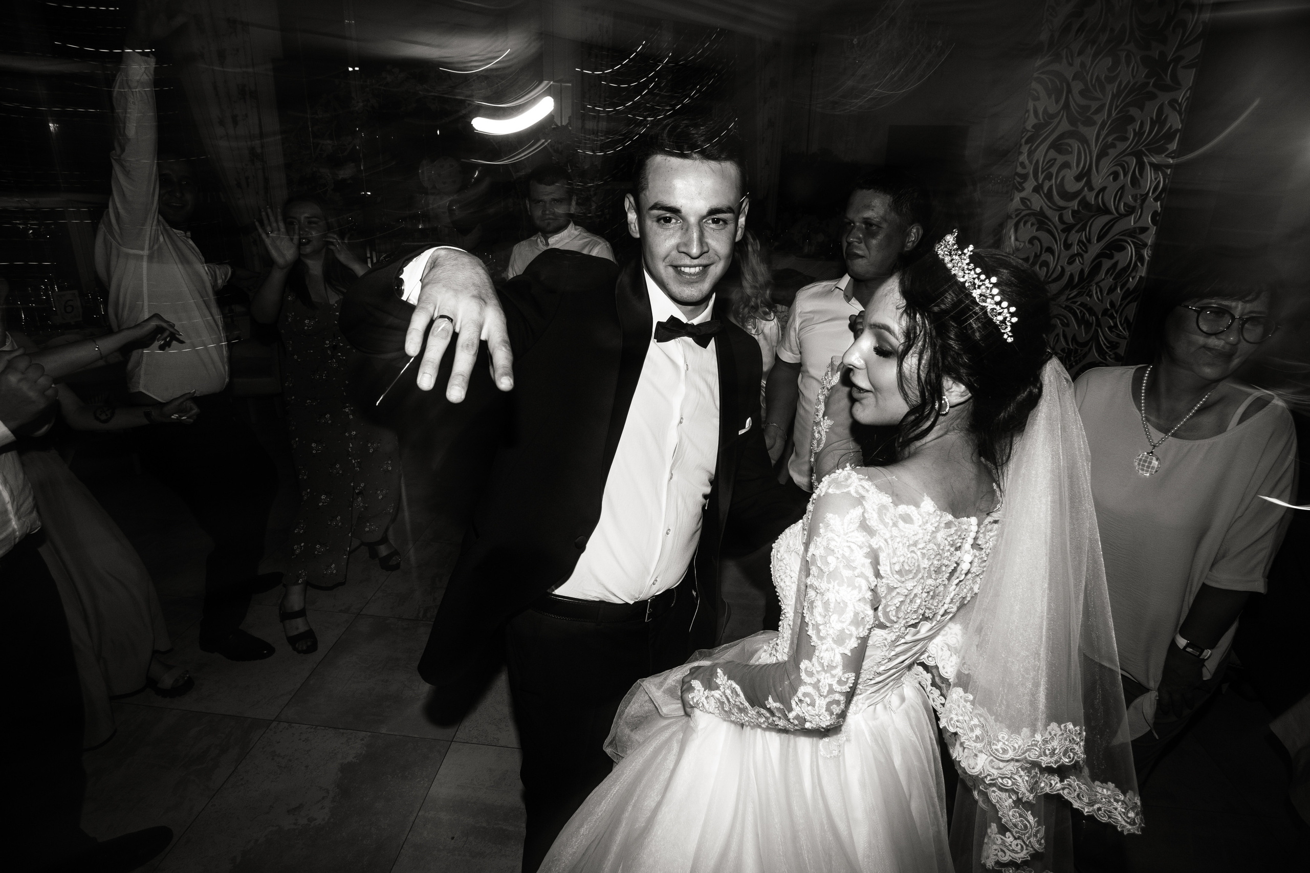 Свадебный фотограф Уфа — Руслан ГабдлисламовЖивые эмоции, красивые кадры, воспоминания на всю жизнь.Работаю по всей Республике Башкортоста. Свадебный фотограф Уфа Руслан Габдлисламов