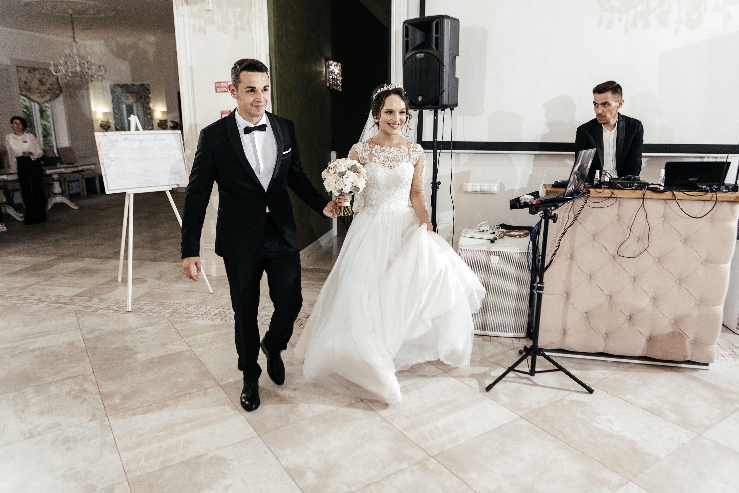 Свадебный фотограф Уфа — Руслан ГабдлисламовЖивые эмоции, красивые кадры, воспоминания на всю жизнь.Работаю по всей Республике Башкортоста. Свадебный фотограф Уфа Руслан Габдлисламов