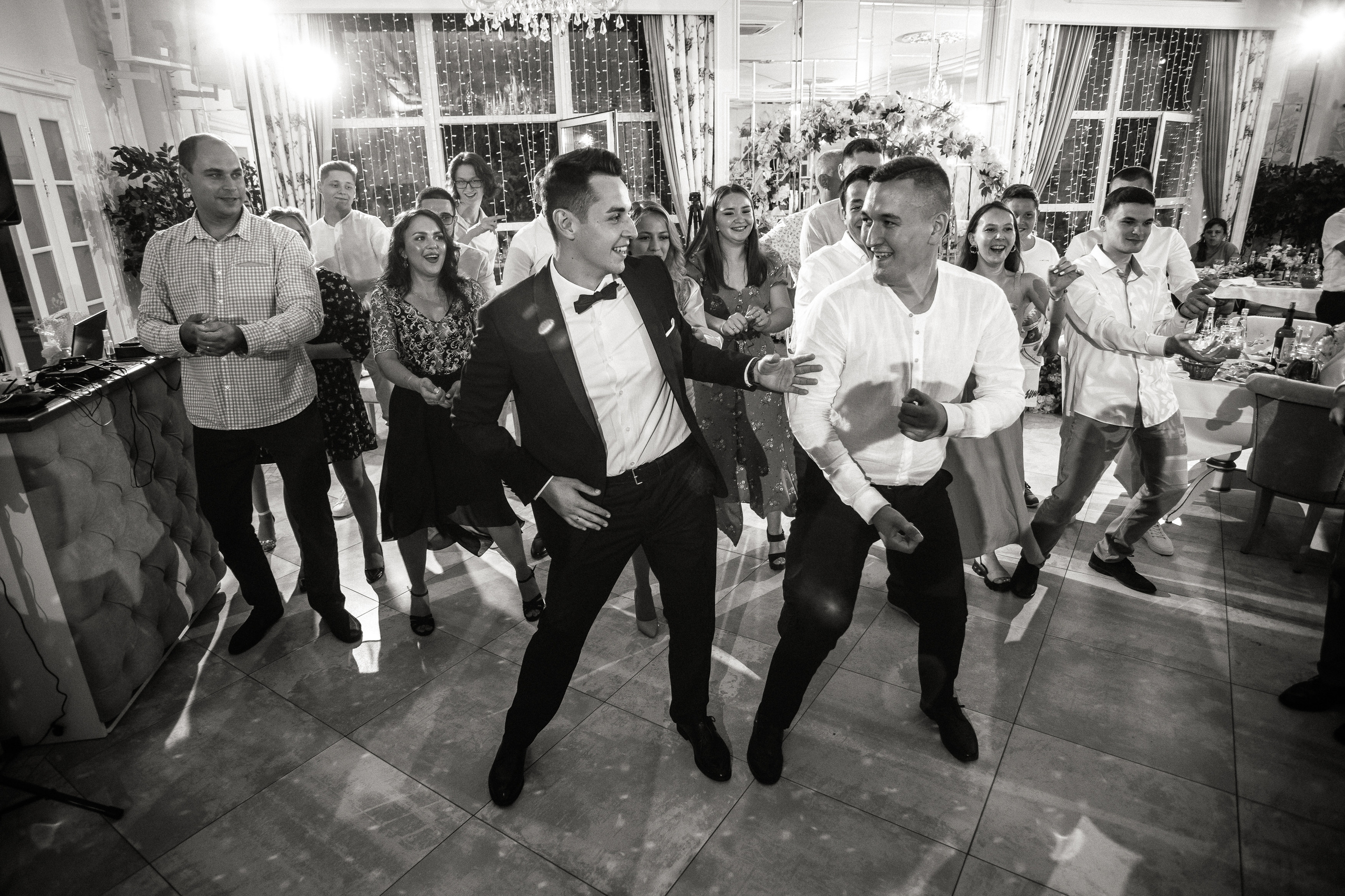 Свадебный фотограф Уфа — Руслан ГабдлисламовЖивые эмоции, красивые кадры, воспоминания на всю жизнь.Работаю по всей Республике Башкортоста. Свадебный фотограф Уфа Руслан Габдлисламов