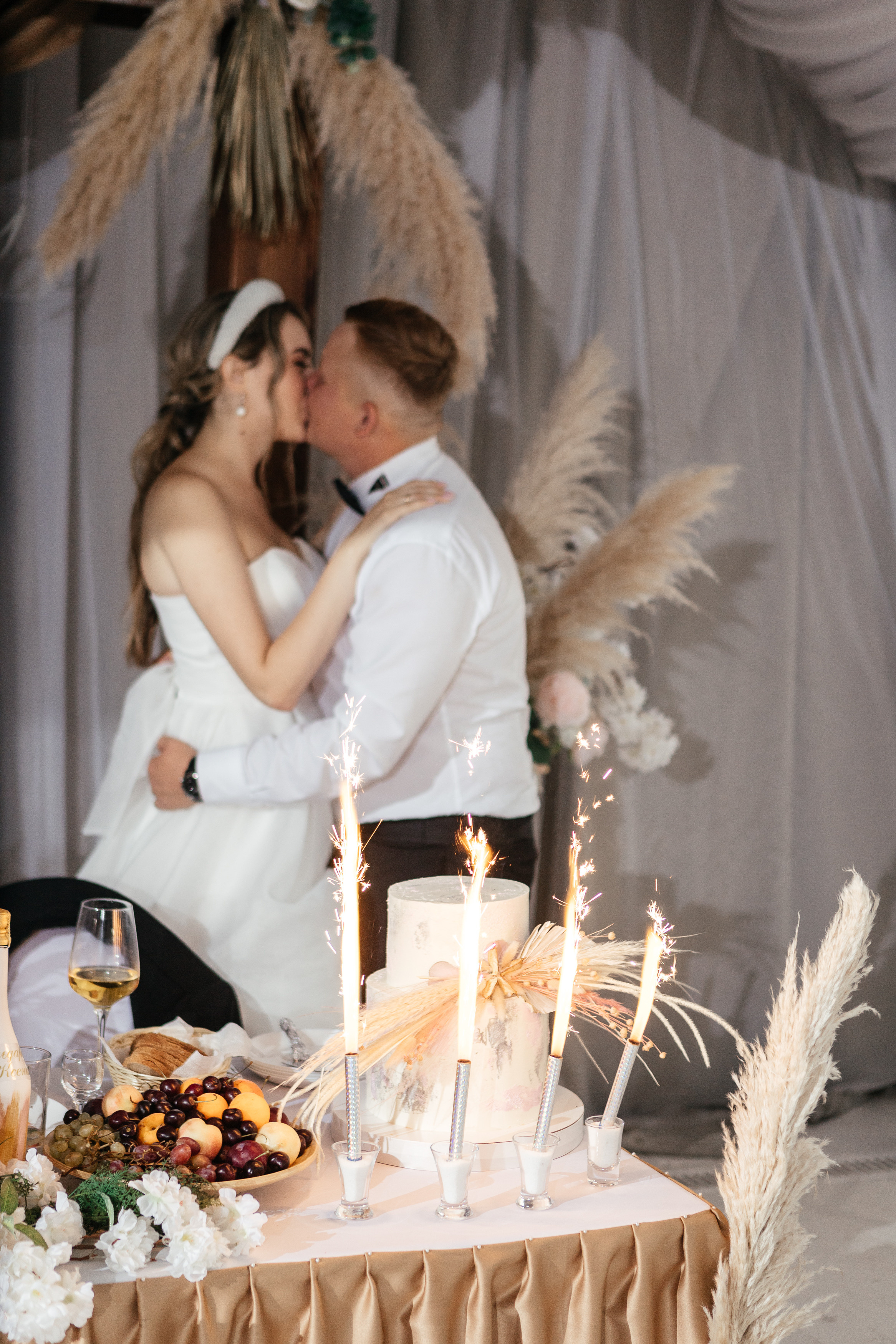 Свадебный фотограф Уфа — Руслан ГабдлисламовЖивые эмоции, красивые кадры, воспоминания на всю жизнь.Работаю по всей Республике Башкортоста. Свадебный фотограф Уфа Руслан Габдлисламов