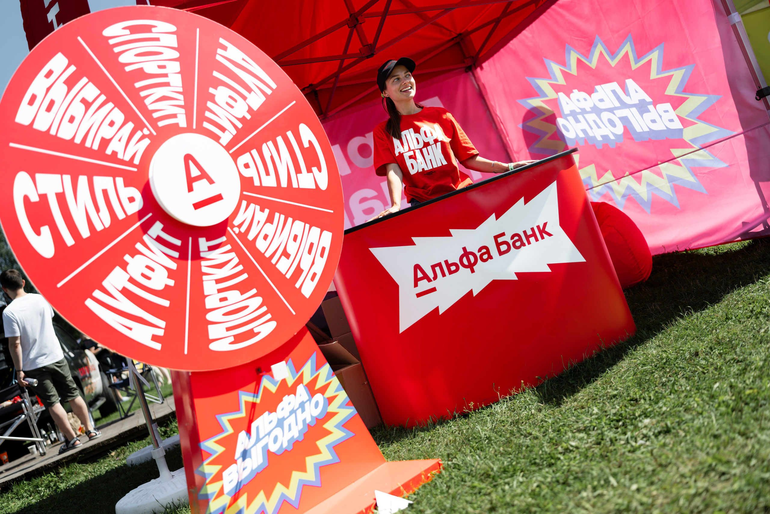 Tuning Open Fest 2025. Авто и мотоспорт — фотограф Антон Медведев iCoguar