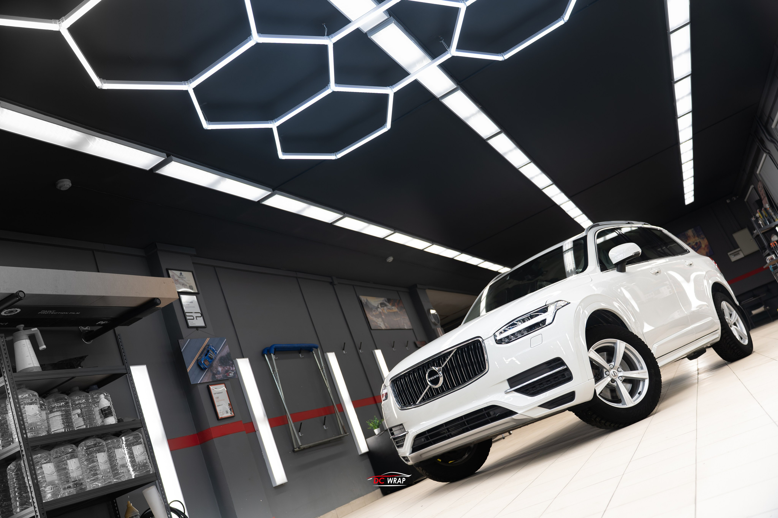 Volvo XC90 для детейлинга. Автомобильный фотограф в Санкт Петербурге. Евгений Коновалов