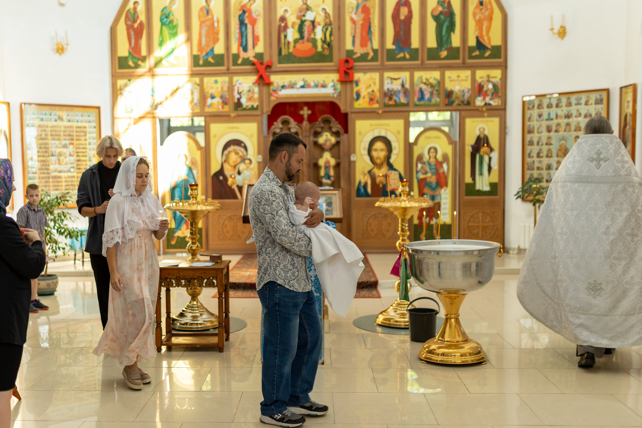Крещение Артёма (все фото с таинсвта крещения). Фотограф новорожденных. Детский и семейный фотограф Марьяна Юдина