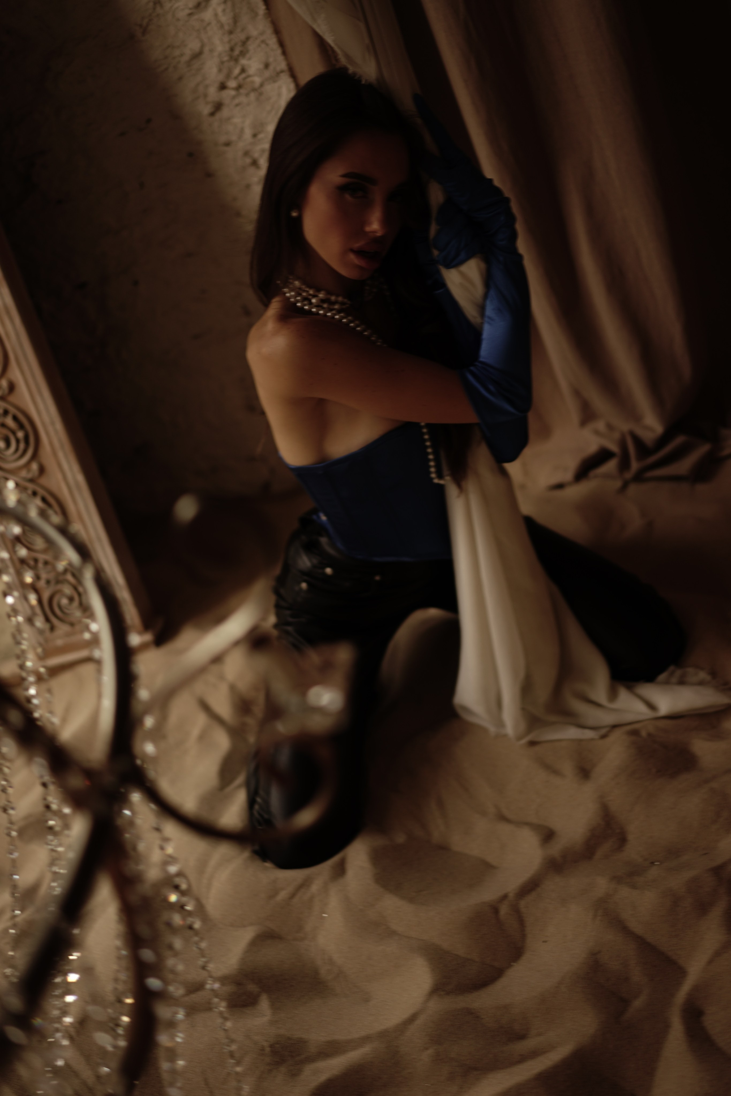 Будуарная фотосессия в студии г. Москва. Фотограф Екатеринбург Кокшарова Александра