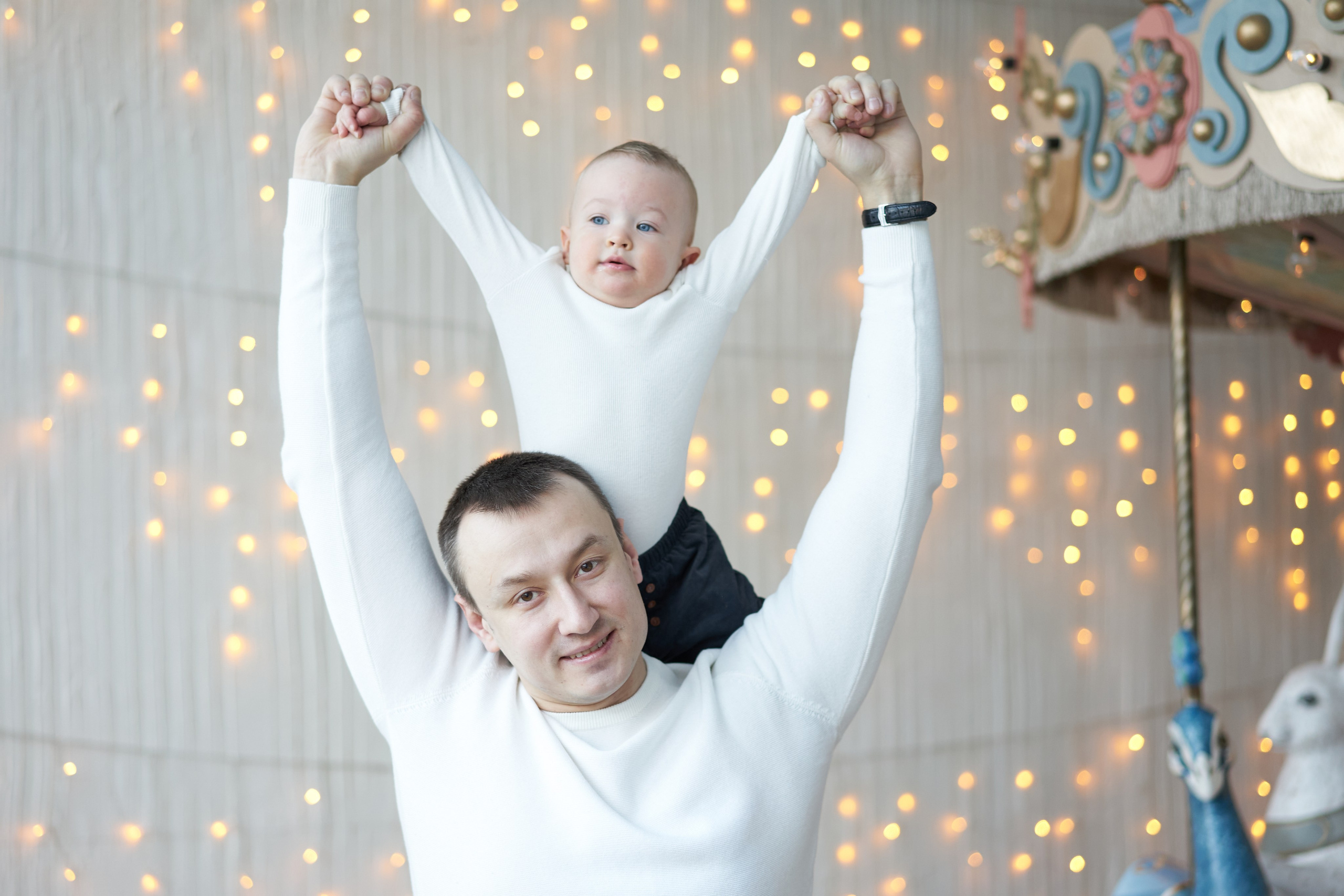 Семейная фотосессия в студии. Фотограф Екатеринбург Кокшарова Александра