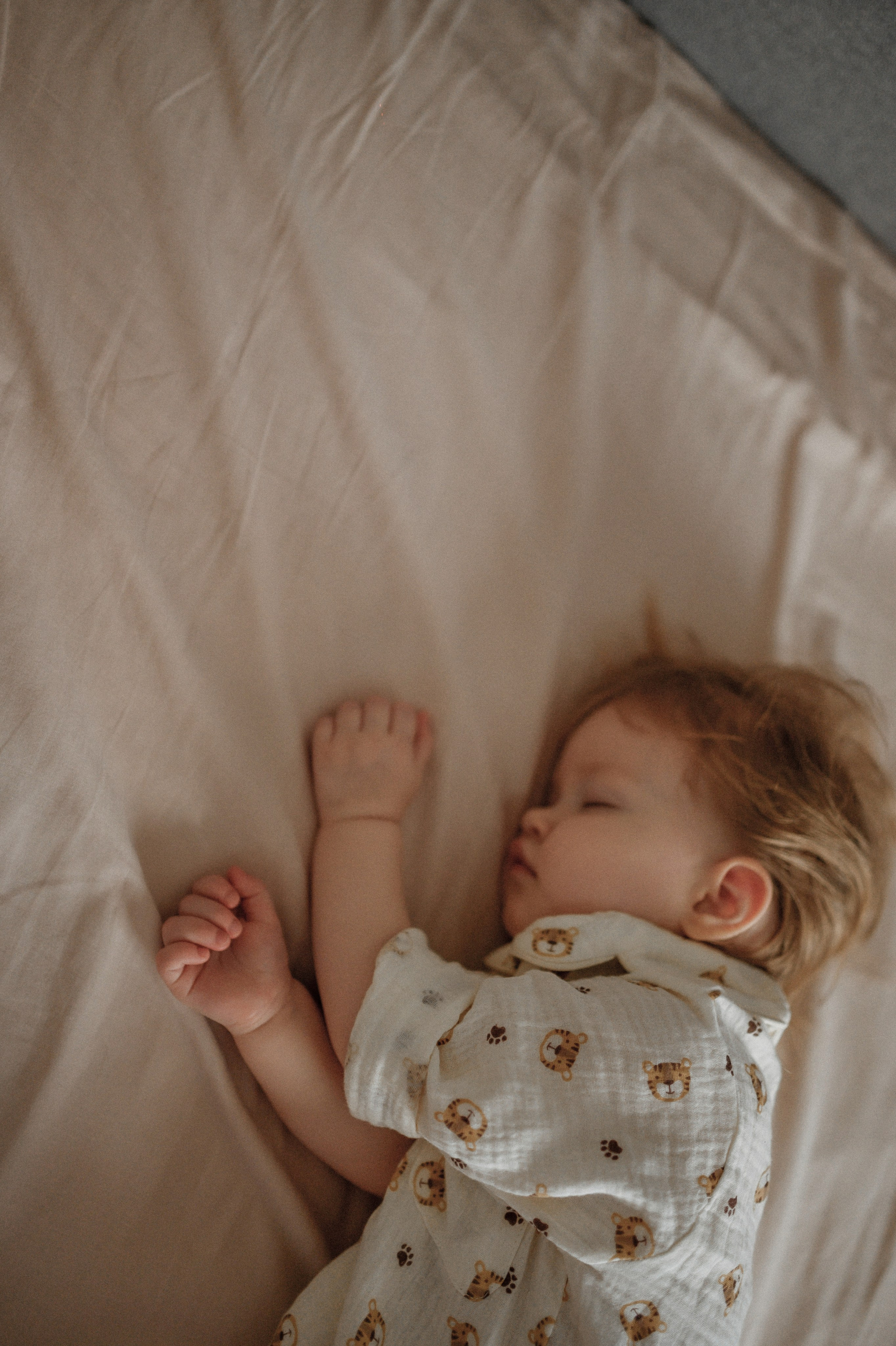 Даша и Варя дома. Семейный и свадебный lifestyle-фотограф в Москве Мария Петрова