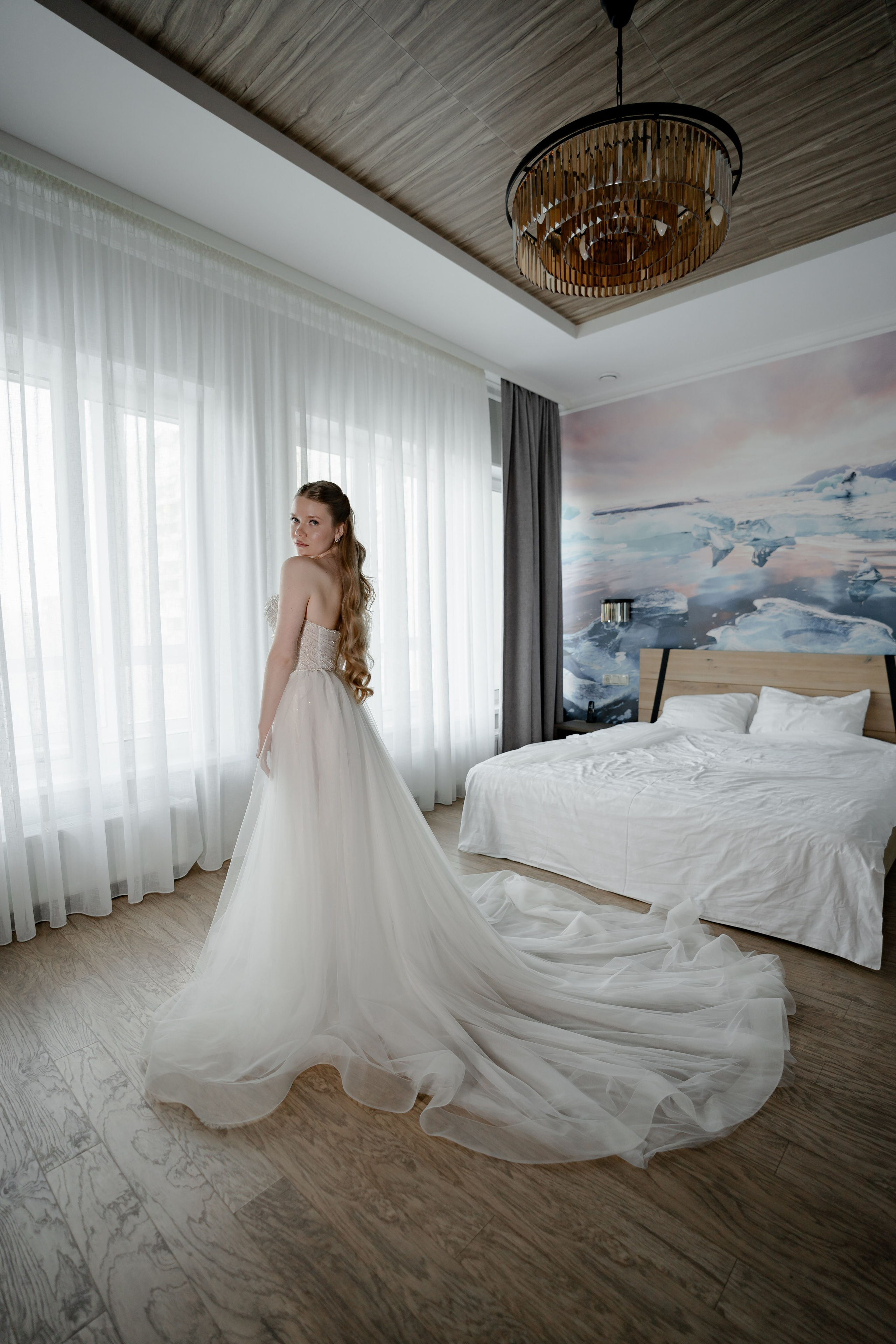 СВАДЕБНАЯ СЬЕМКА СБОРОВ В ОТЕЛЕ И ВЫЕЗД НА ЦЕРЕМОНИЮ (СНЯТО В СИБИРЕ В НИЖНЕВАРТОВСКЕ). Профессиональный фотограф, Санкт-Петербург — Виктория Богомолова