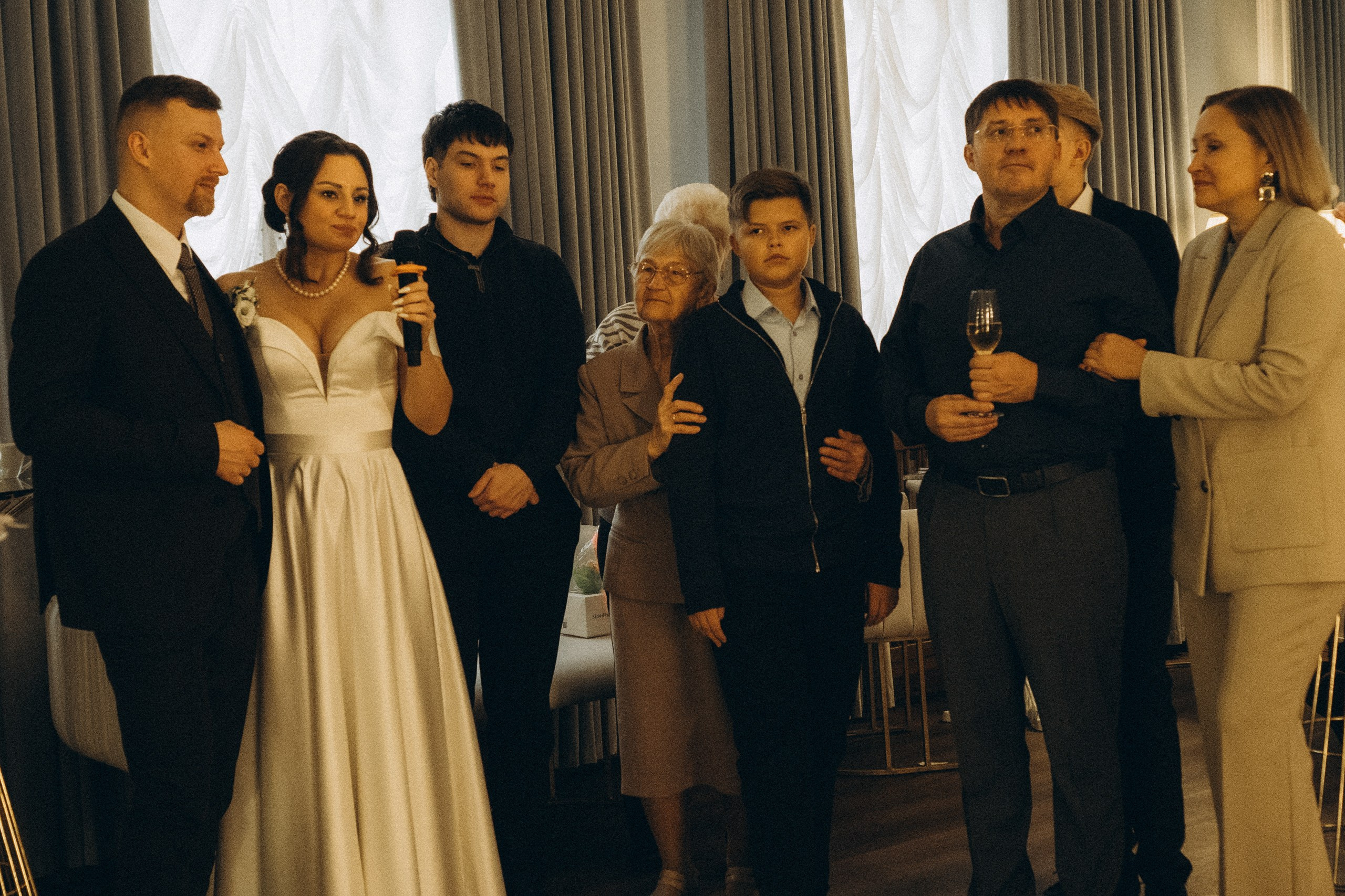 СЬЕМКА РЕПОРТАЖ В ЗАГСЕ (2 ДВОРЕЦ). Профессиональный фотограф, Санкт-Петербург — Виктория Богомолова