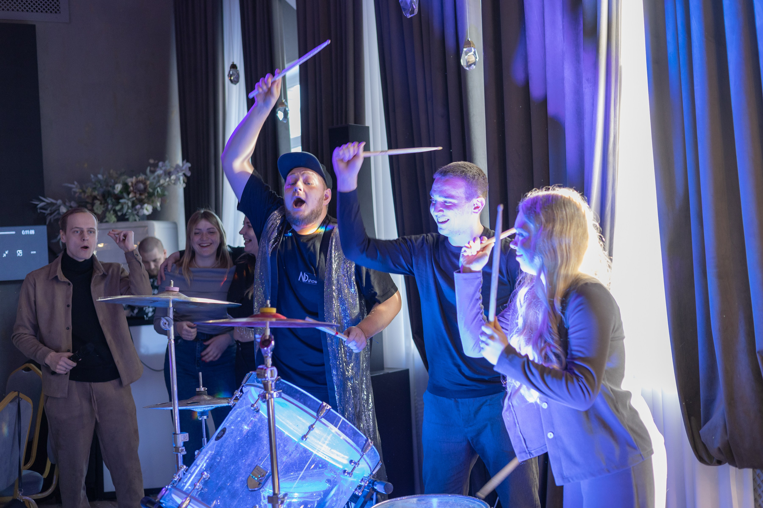 Свадебное чаепитие для молодоженов