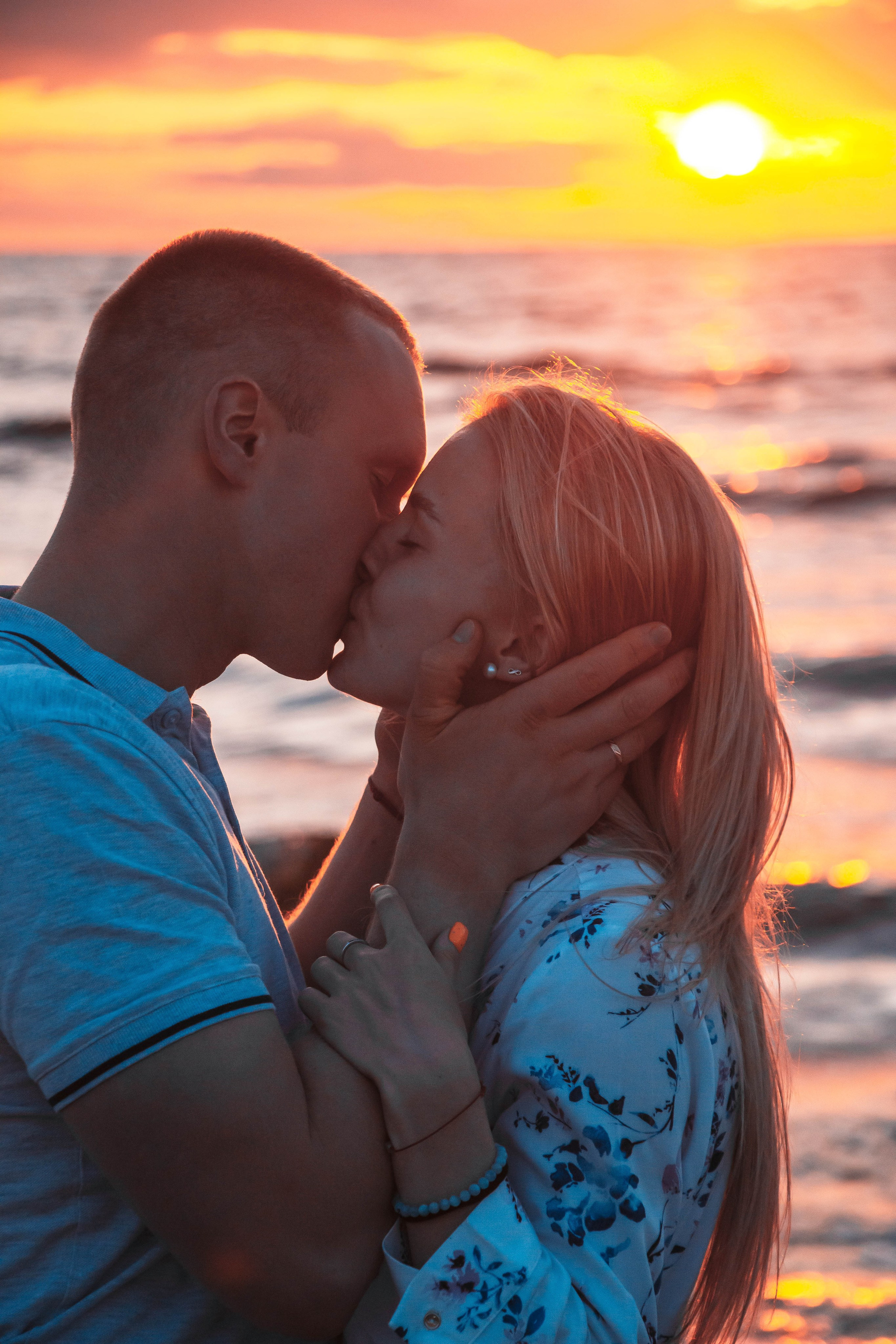 Бережно сохраняю ваши чувства и истории на своих фотографиях