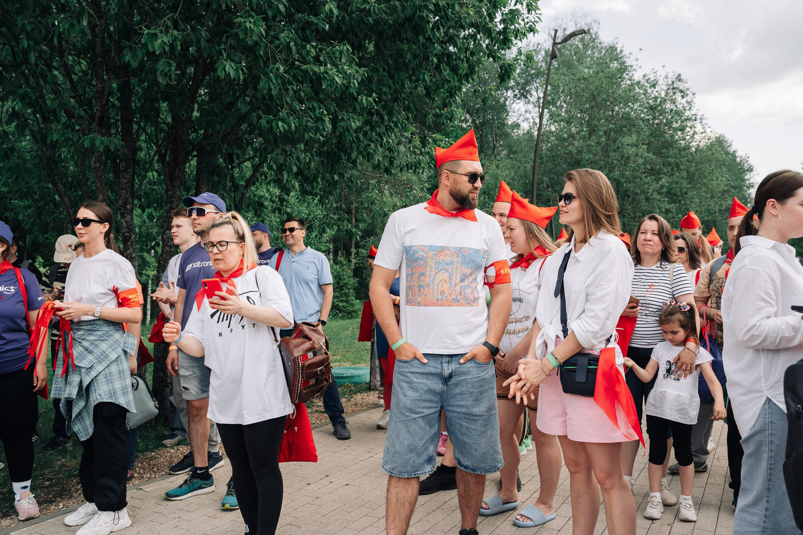 Пионерский «СУББОТНИК» в COSMOS Collection Изумрудный лес. Свадебный и семейный фотограф в Москве и МО Геннадий Туманцев