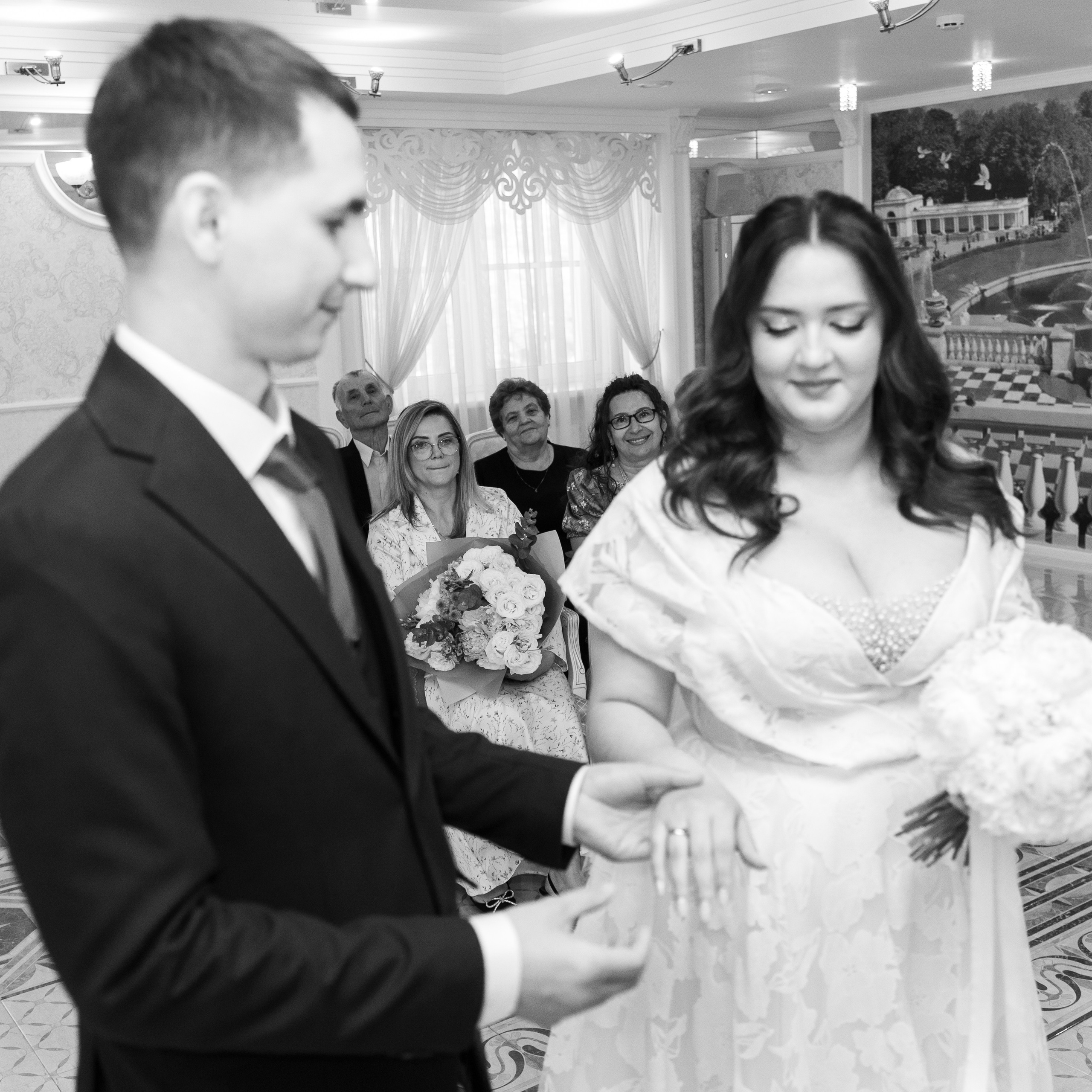 История в ЗАГСе Петергофа. Professional photoartist in St. Petersburg (wedding, reportage, portrait, model book, love story) Alexander Shvedov