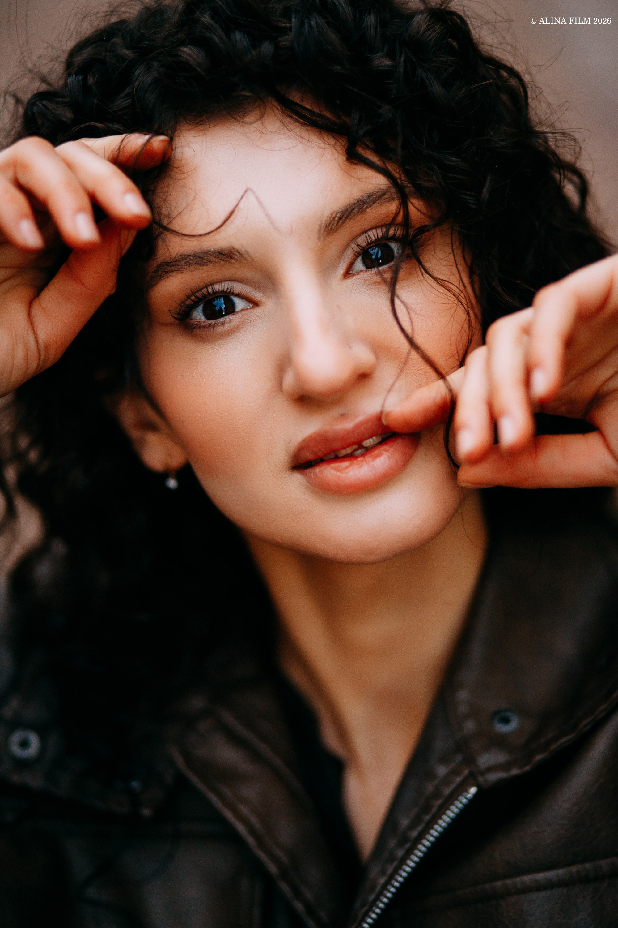 Фотопрогулка у Эрмитажа и Лебяжьей канавки. Фотограф в Санкт-Петербурге Alina Film