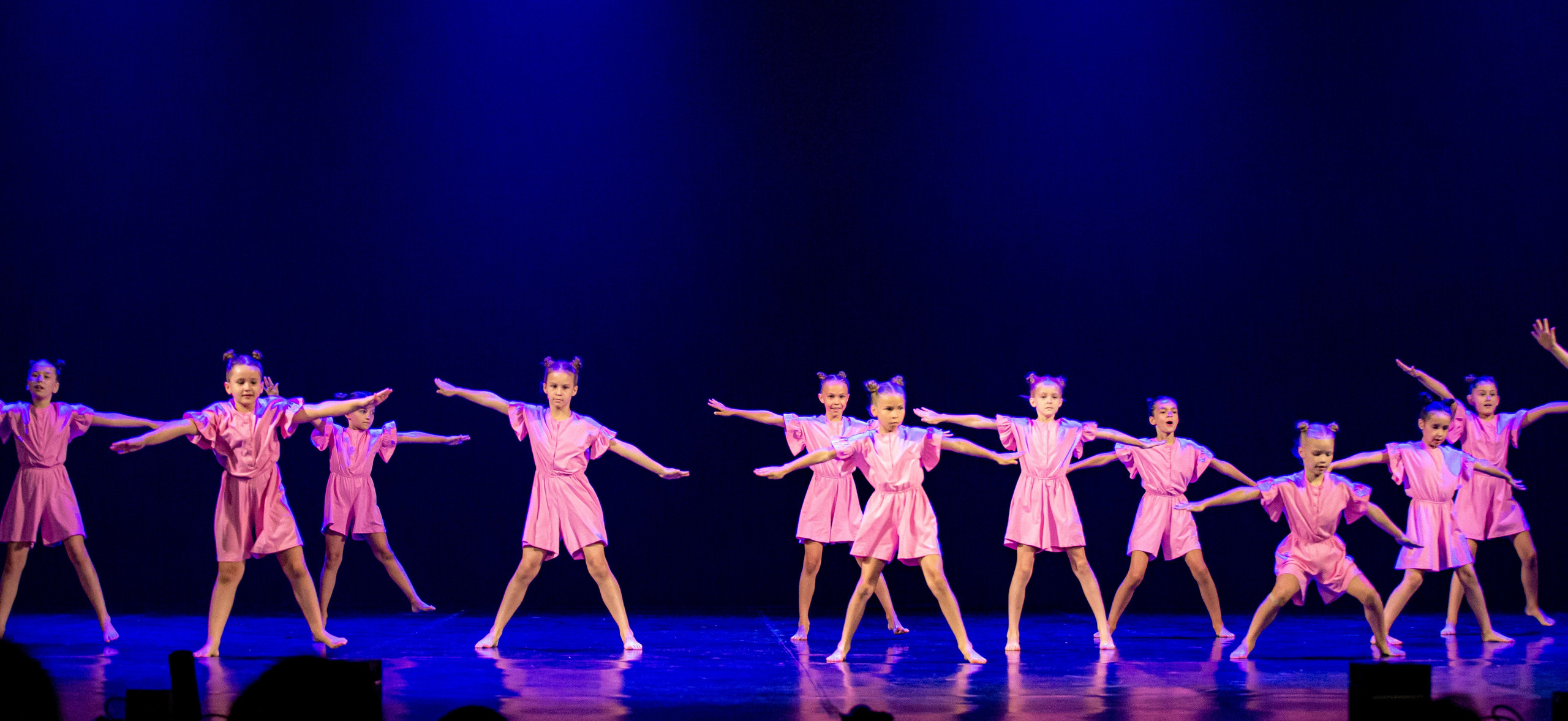 ОТЧЕТНЫЙ КОНЦЕРТ ХОРЕОГРАФИЧЕСКОЙ ШКОЛЫ НИКА. Фотограф в Сочи Юрий Шептаев