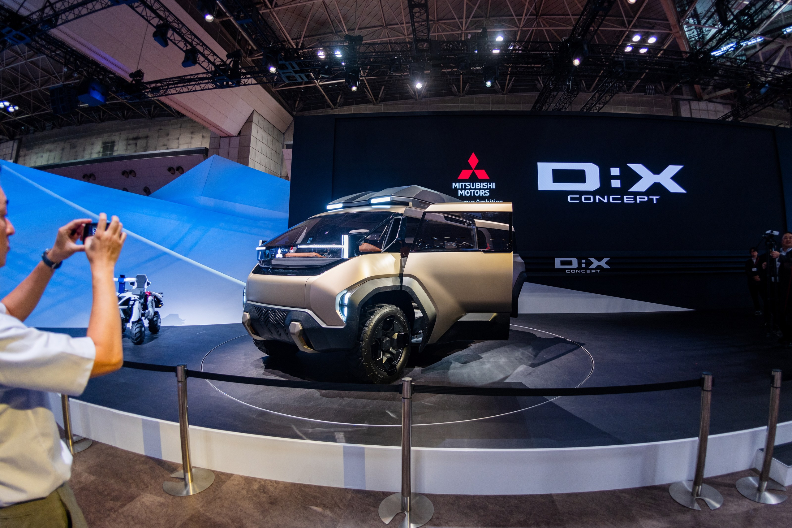 Tokyo Mobility Show 2023. Photographer in Tokyo Anatolii Ozarto