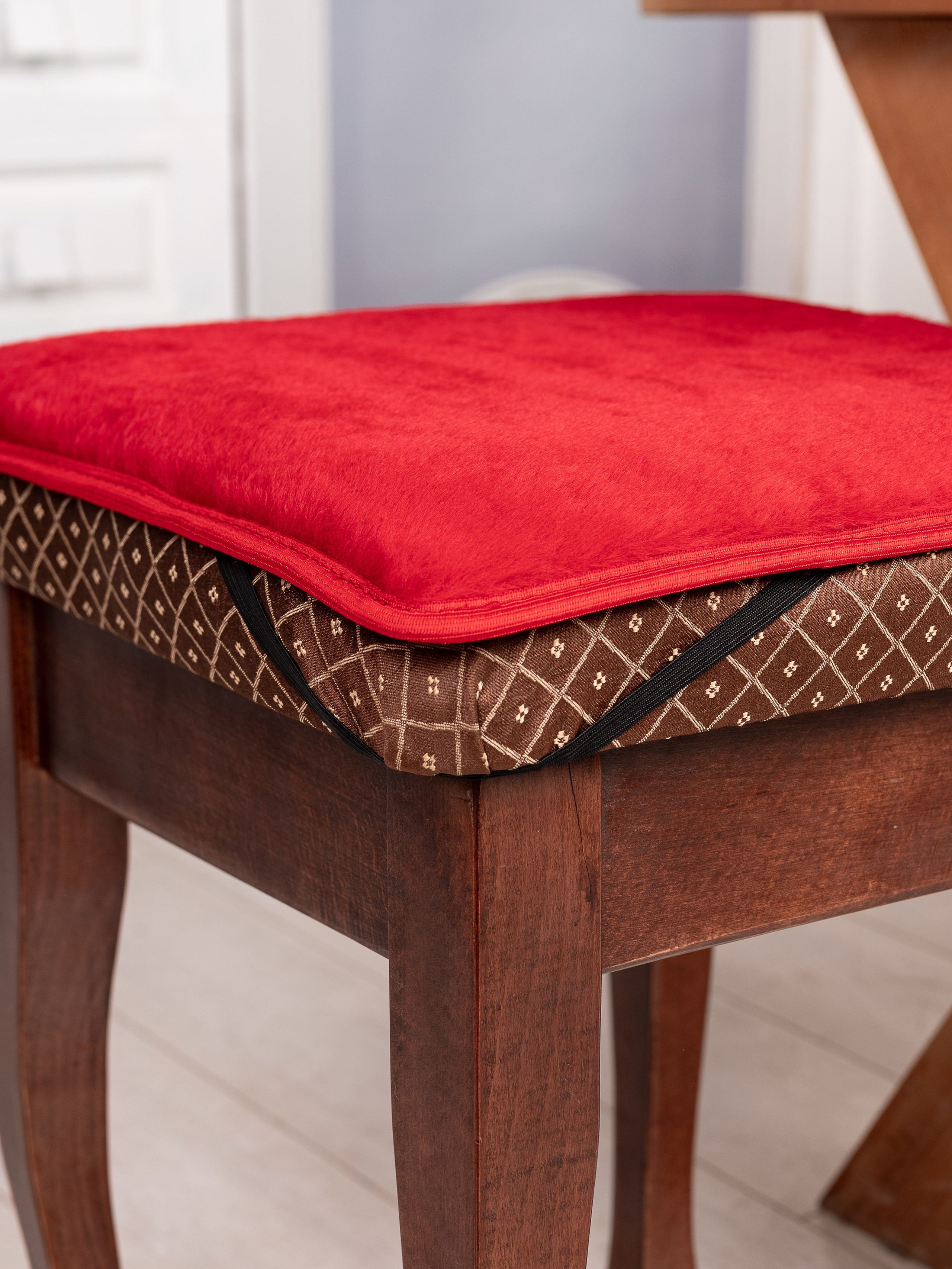 Накидки на стулья. Предметный фотограф, фото для маркетплейсов Пятигорск, КМВ