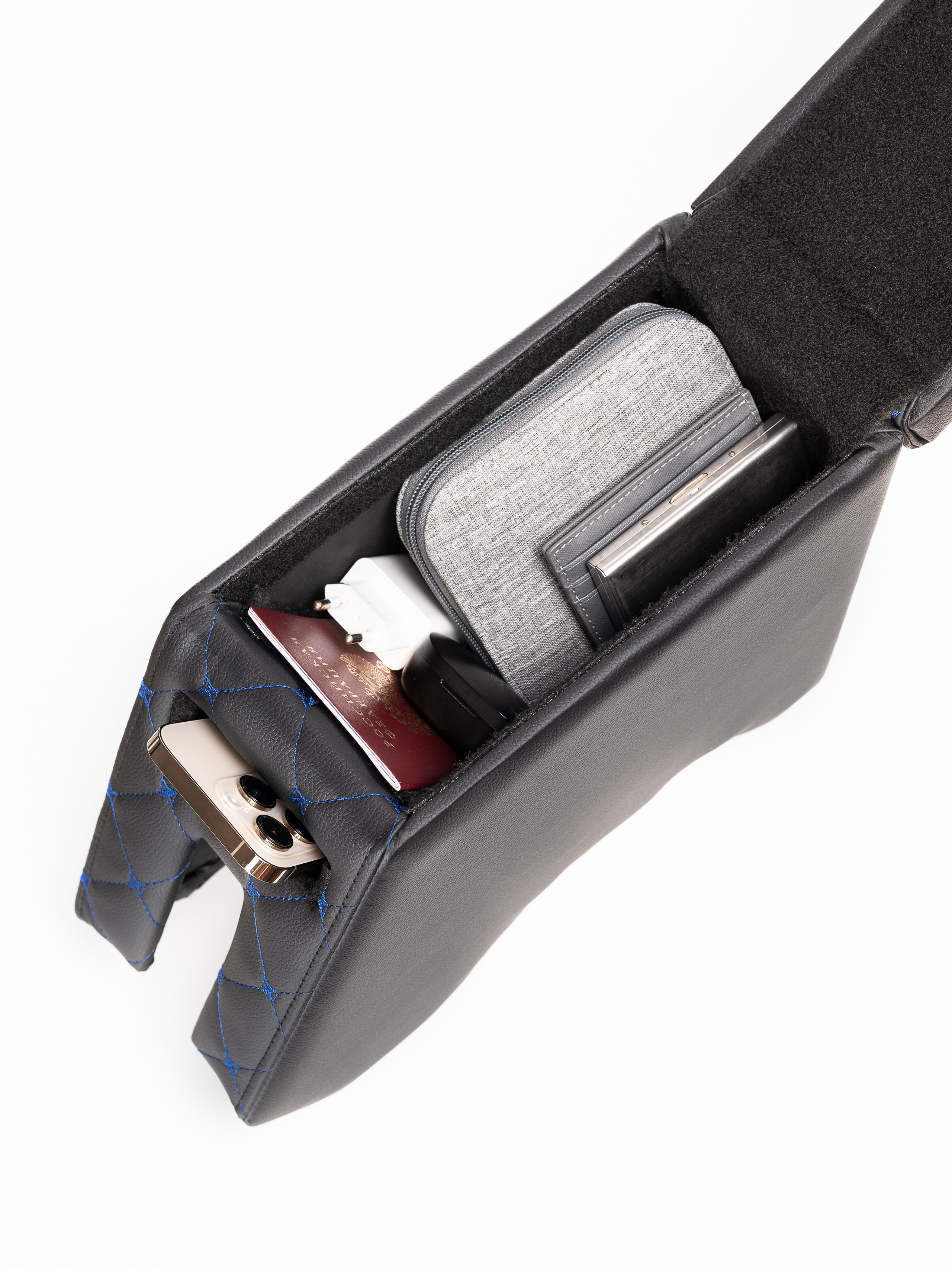 Автоподлокотники предметка стёганые серия 3. Предметный фотограф, фото для маркетплейсов Пятигорск, КМВ