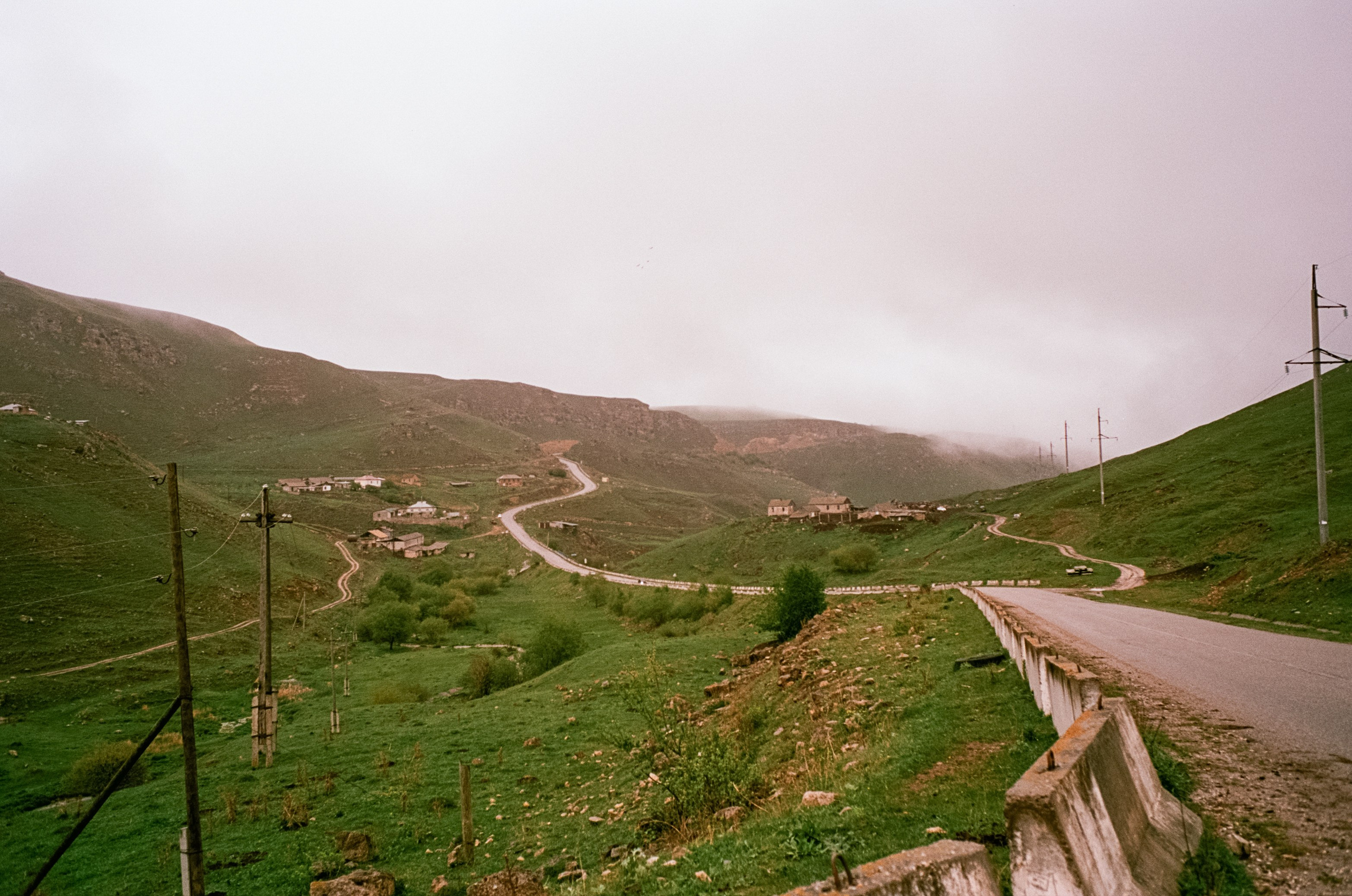 Парк Ессентуки и дорога к перевалу / Kodak Aerocolor IV / BESSA-T