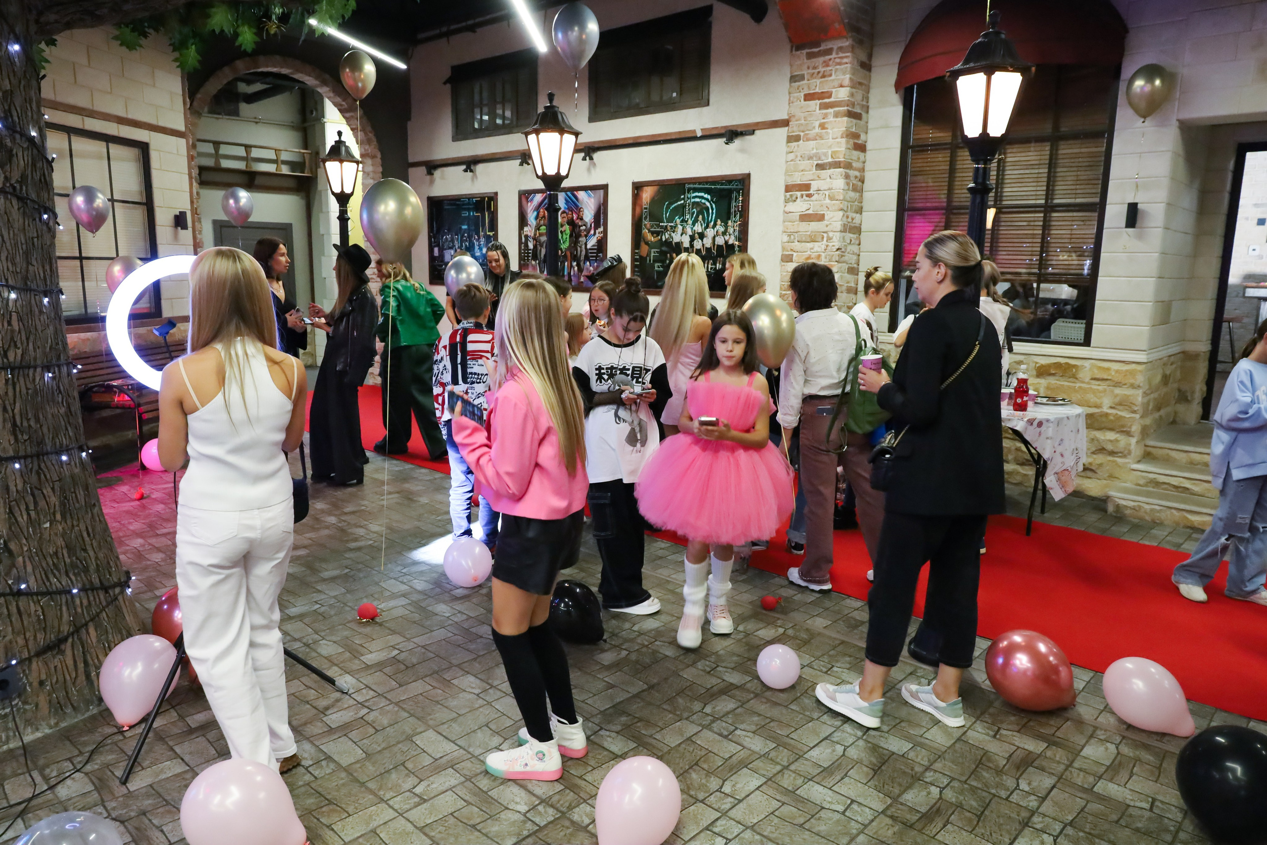 ДЕНЬ РОЖДЕНИЯ ЕВЫ В КРБ. Фотограф мероприятий Ирина Каширина