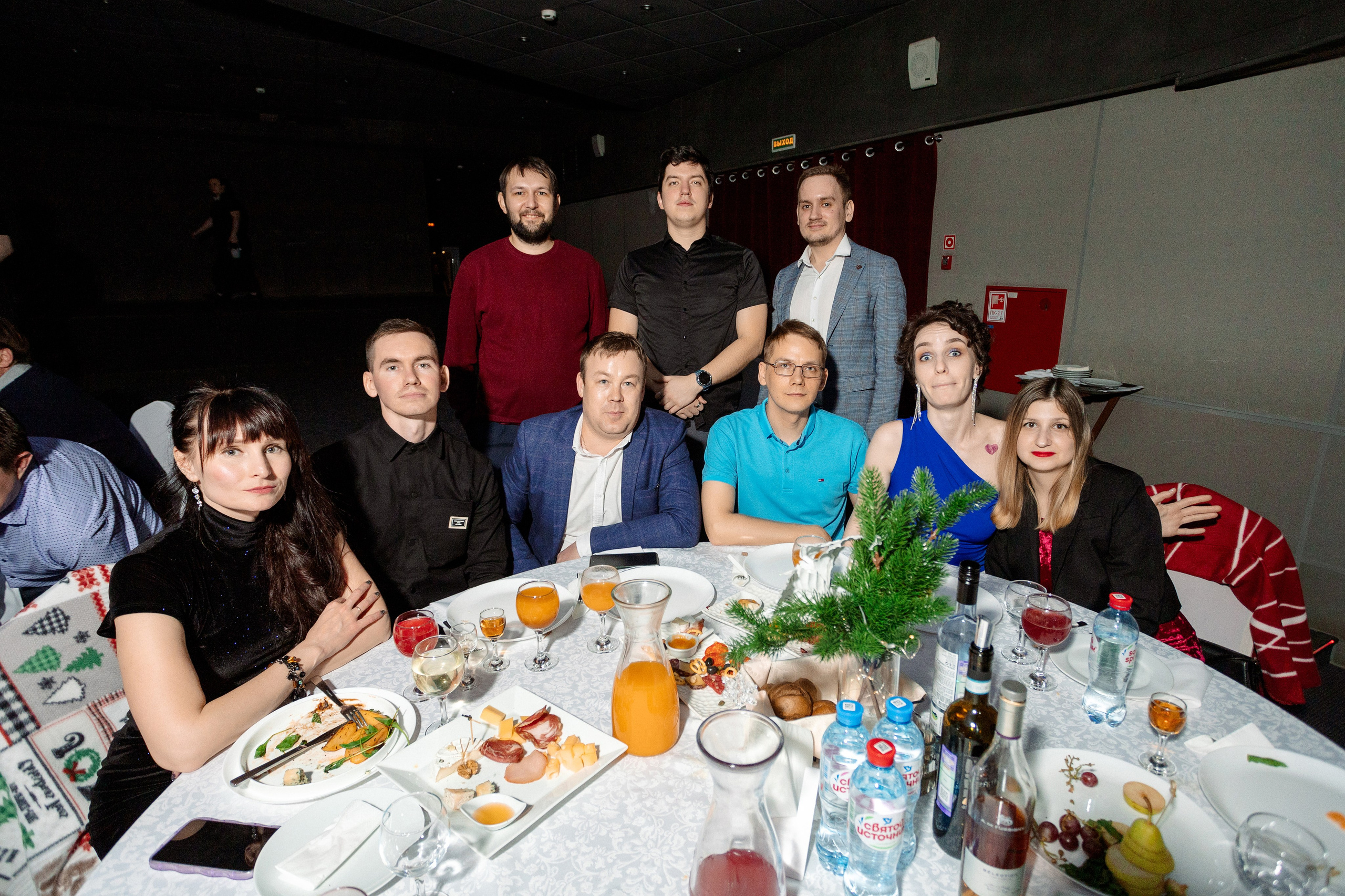 РЕПОРТАЖ: НОВЫЙ ГОД В ДК МЕТАЛЛУРГ. Профессиональный фотограф в Ижевске Леша Петров