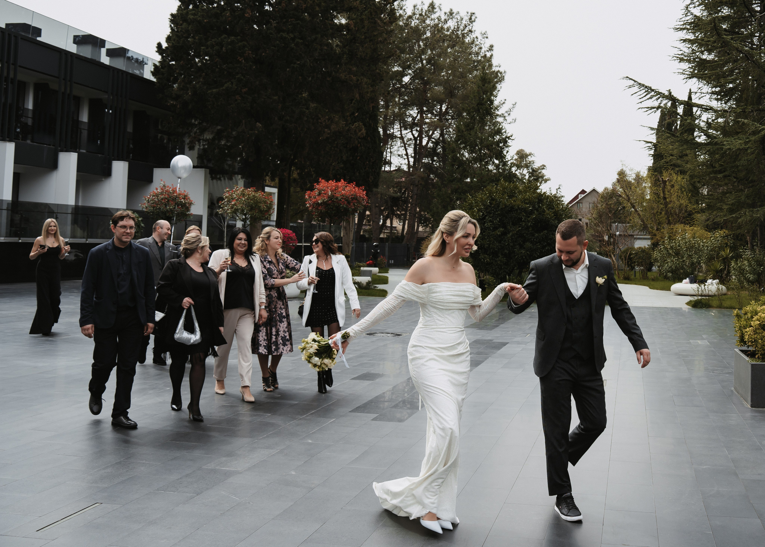 Свадебная фотосессия на море и в горах в Сочи. Алина Бернд — свадебный и индивидуальный фотограф в Сочи и Адлере