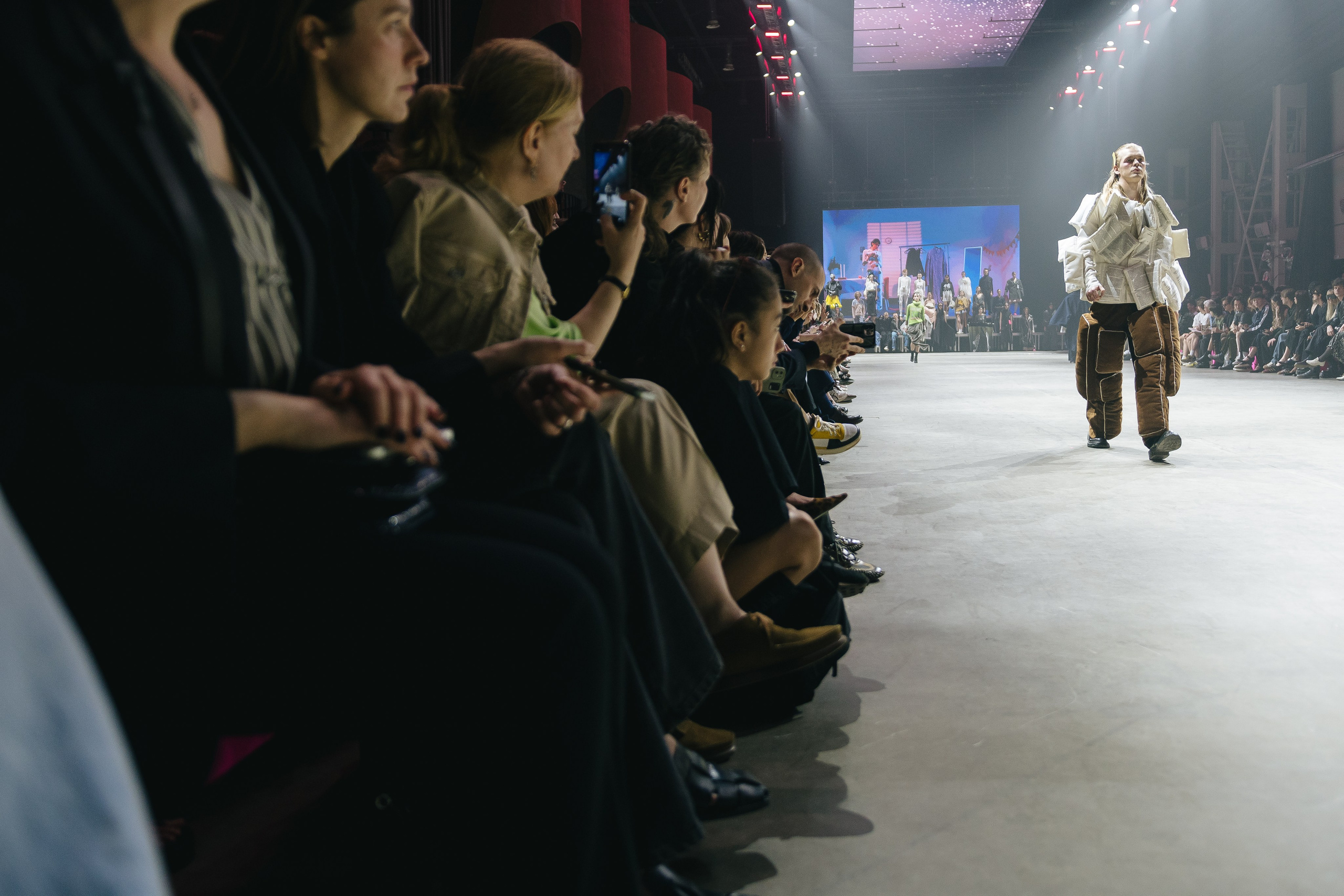 Самокат x HSE DESIGN: Главные переменные. Даниил Сергеев: репортажный фотограф