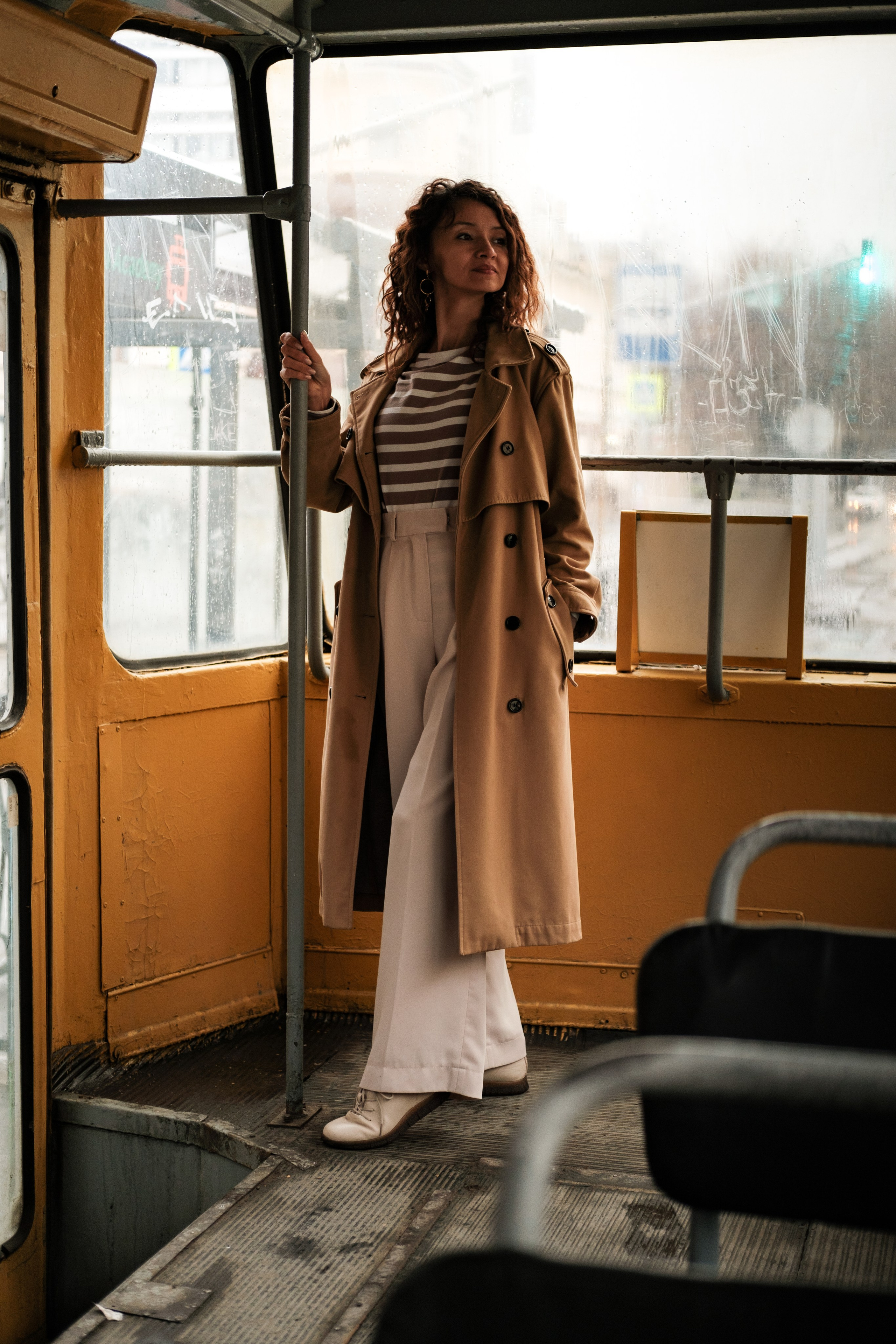 История в трамвае. Алсу. Екатеринбург. Фотограф Евгения Войко Тюмень