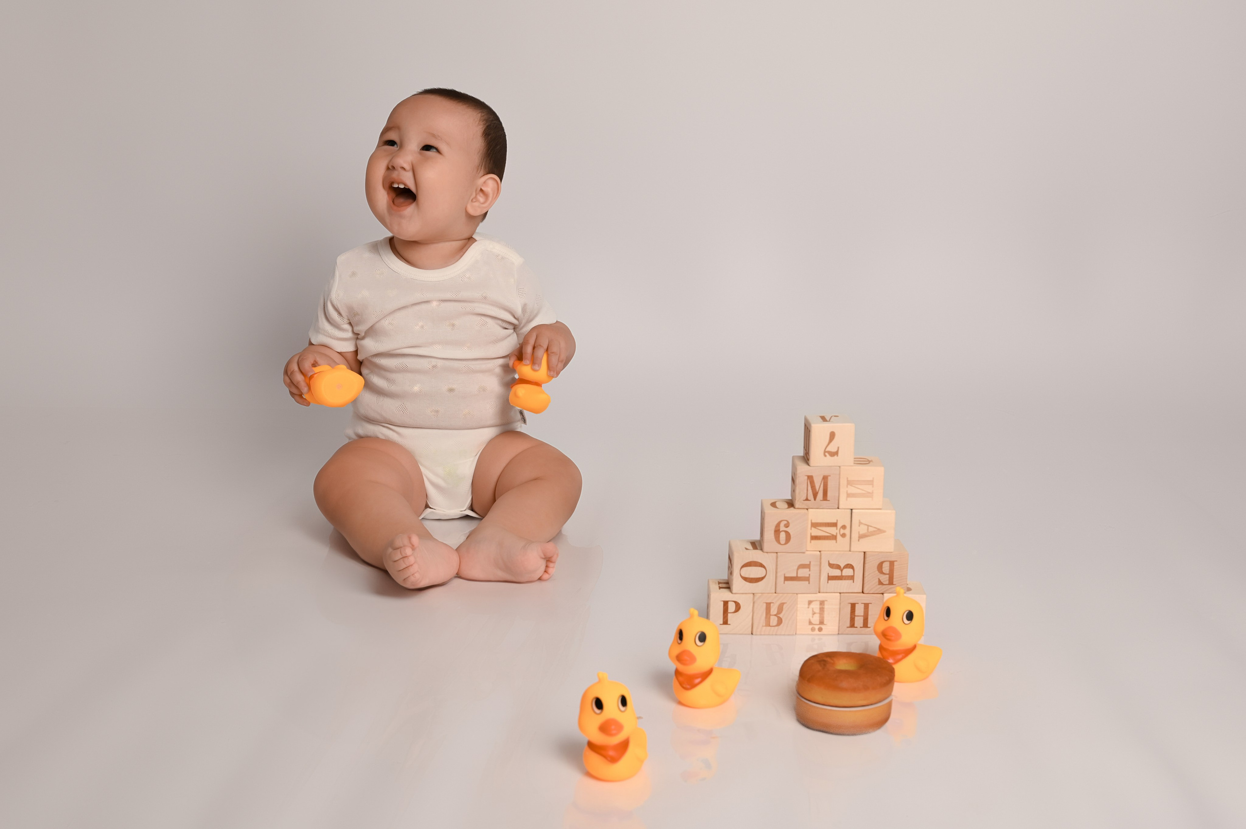 Годик Амирлана. Фотограф Новорожденных и семейный Элла Огай г. Сатпаев