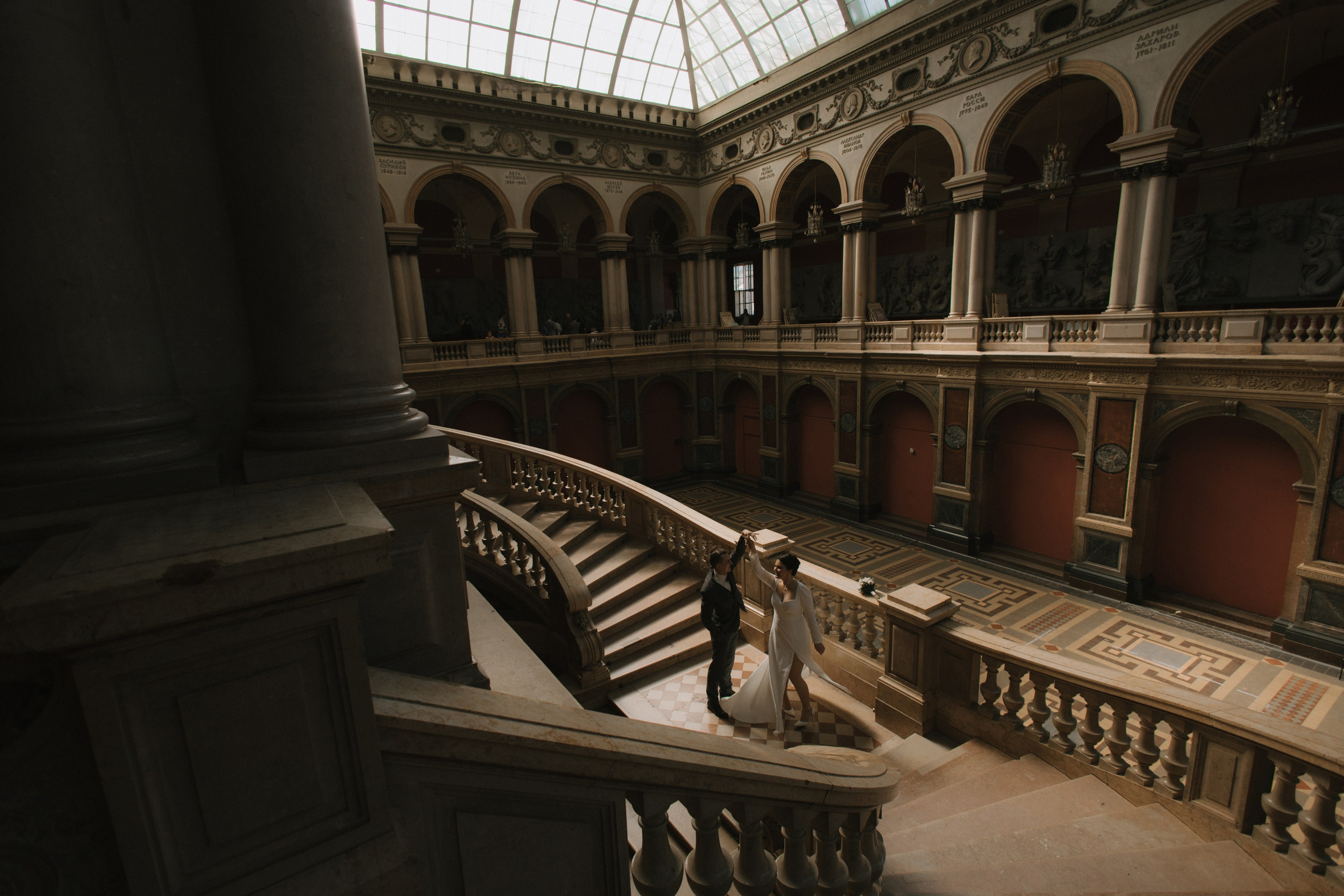 Ляпнул штампик меж листами…. Свадебный и семейный фотограф в Санкт-Петербурге и Москве