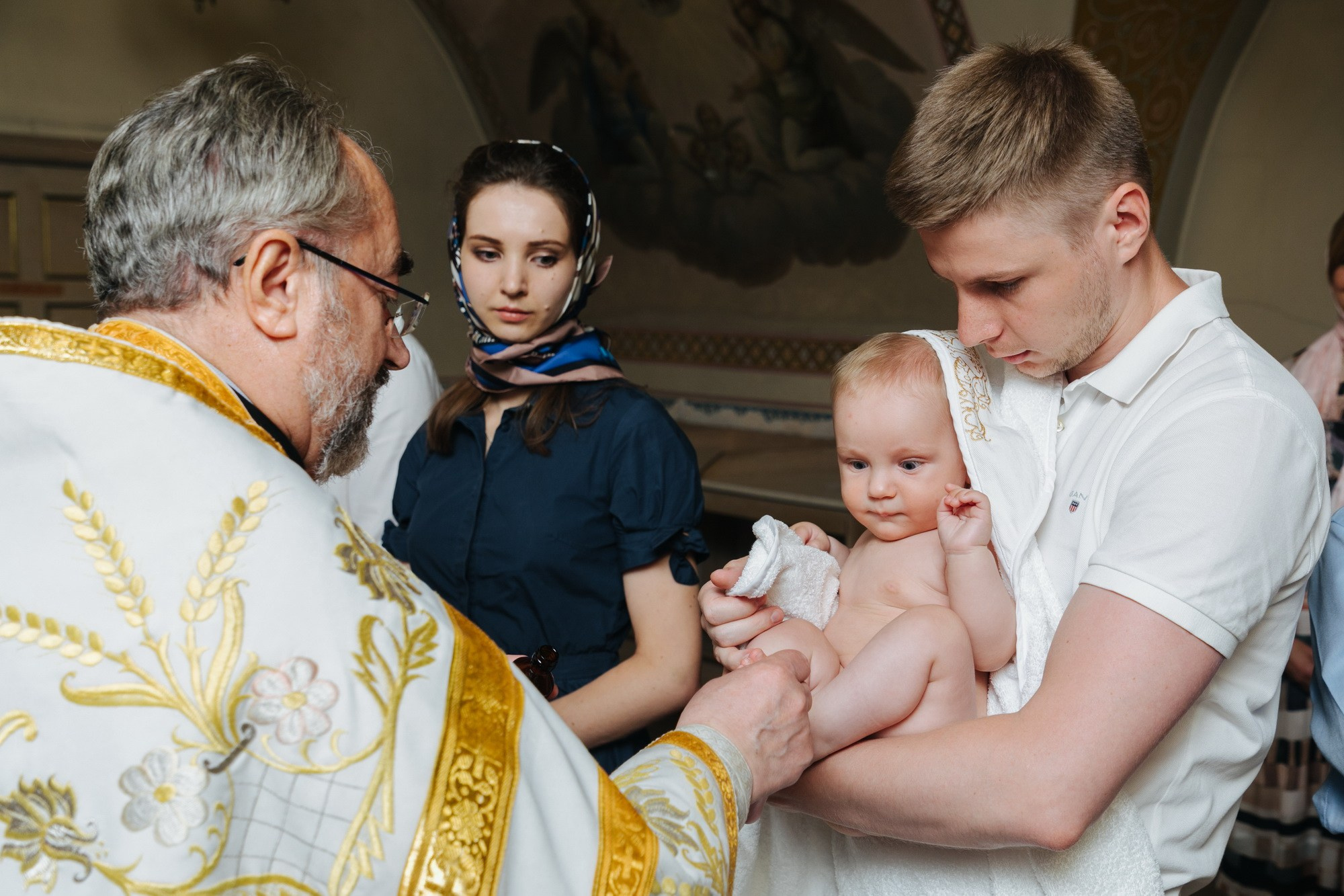 Крещение Троицкий собор Александро Невской лавры. Фотограф на крещение в Санкт Петербурге