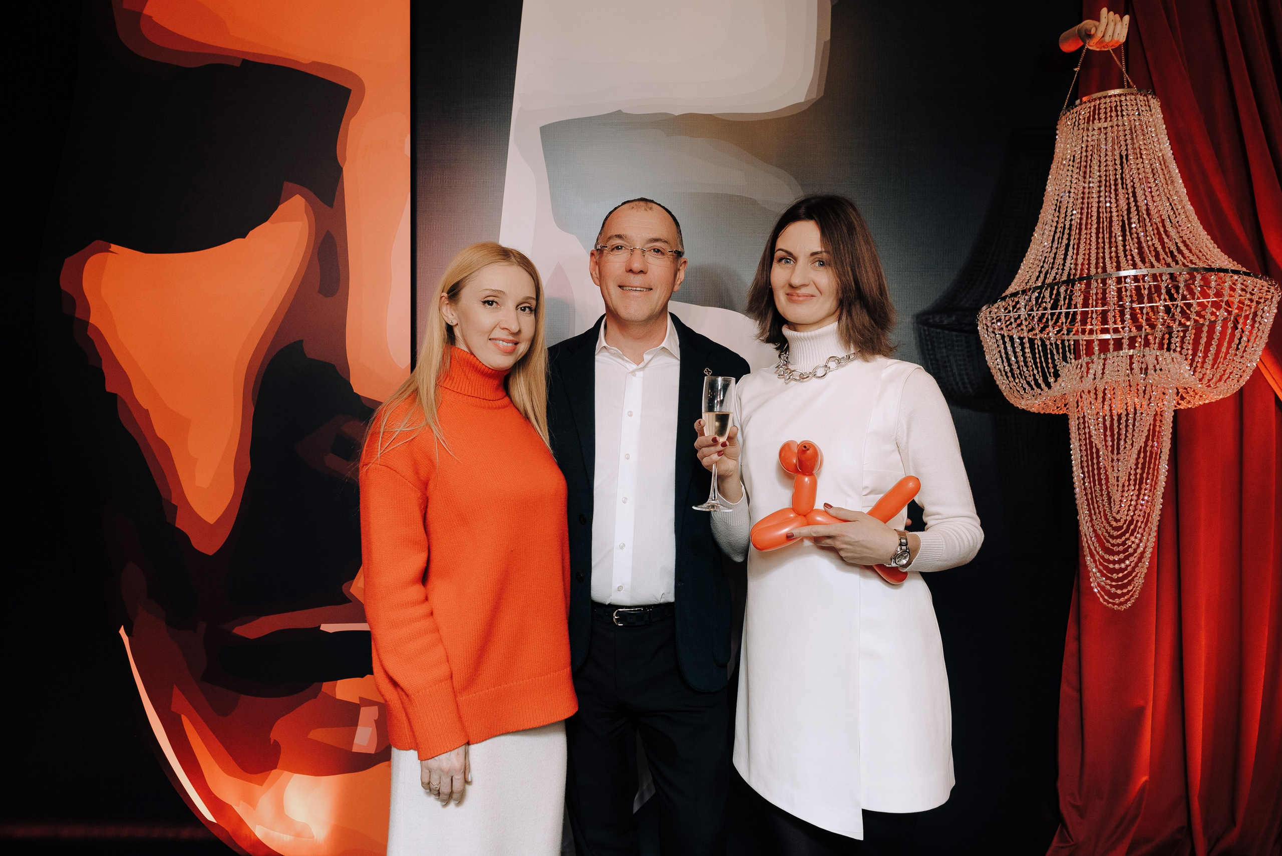 СПЕКТАКЛЬ «ВОЛШЕБНЫЕ ОЧКИ» ОПТИК-ЦЕНТР. Репортажный фотограф Зуев Роман г. Челябинск