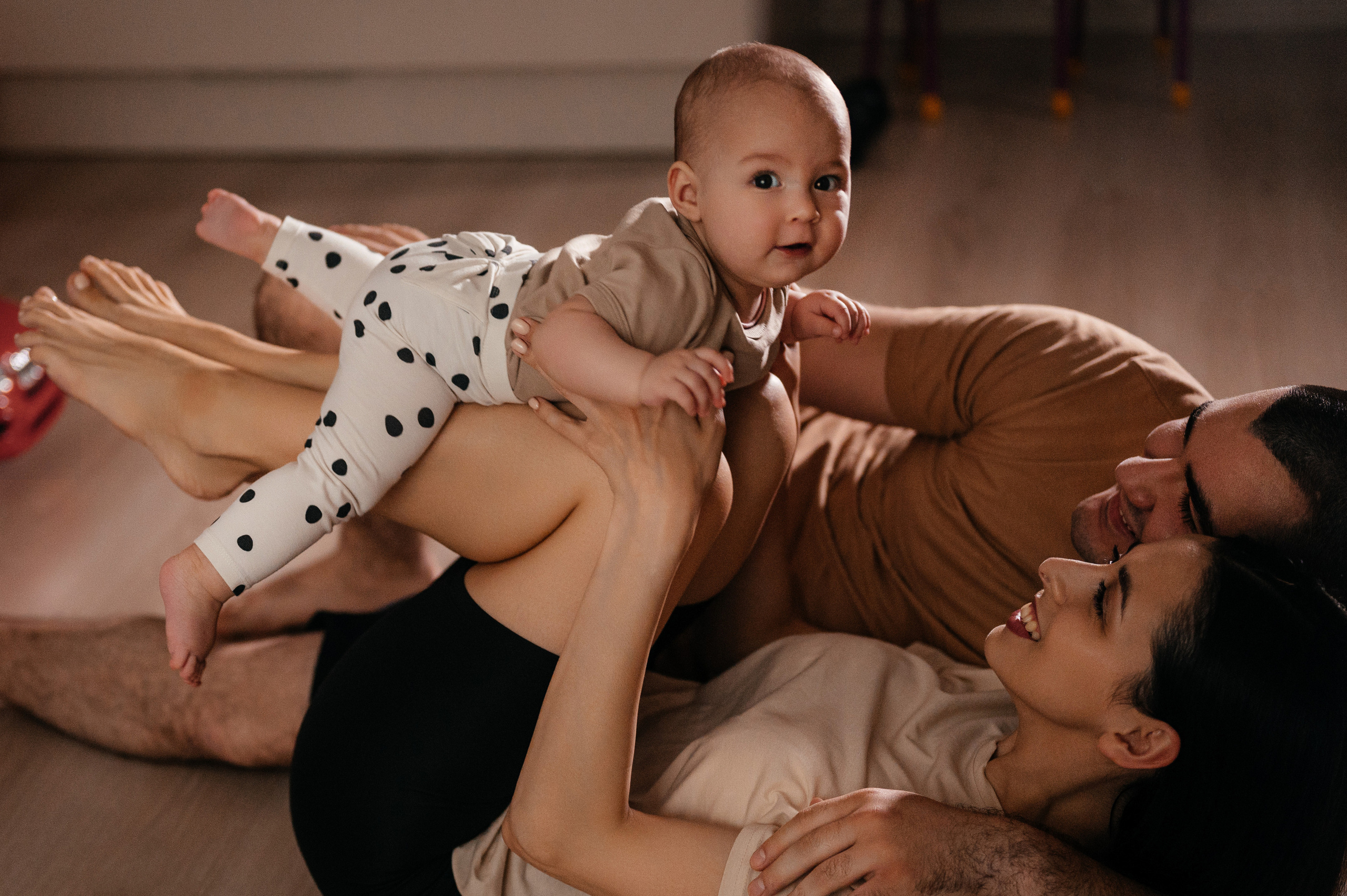 Фотосессия на дому. Свадебный фотограф в Донецке — Вита Донец