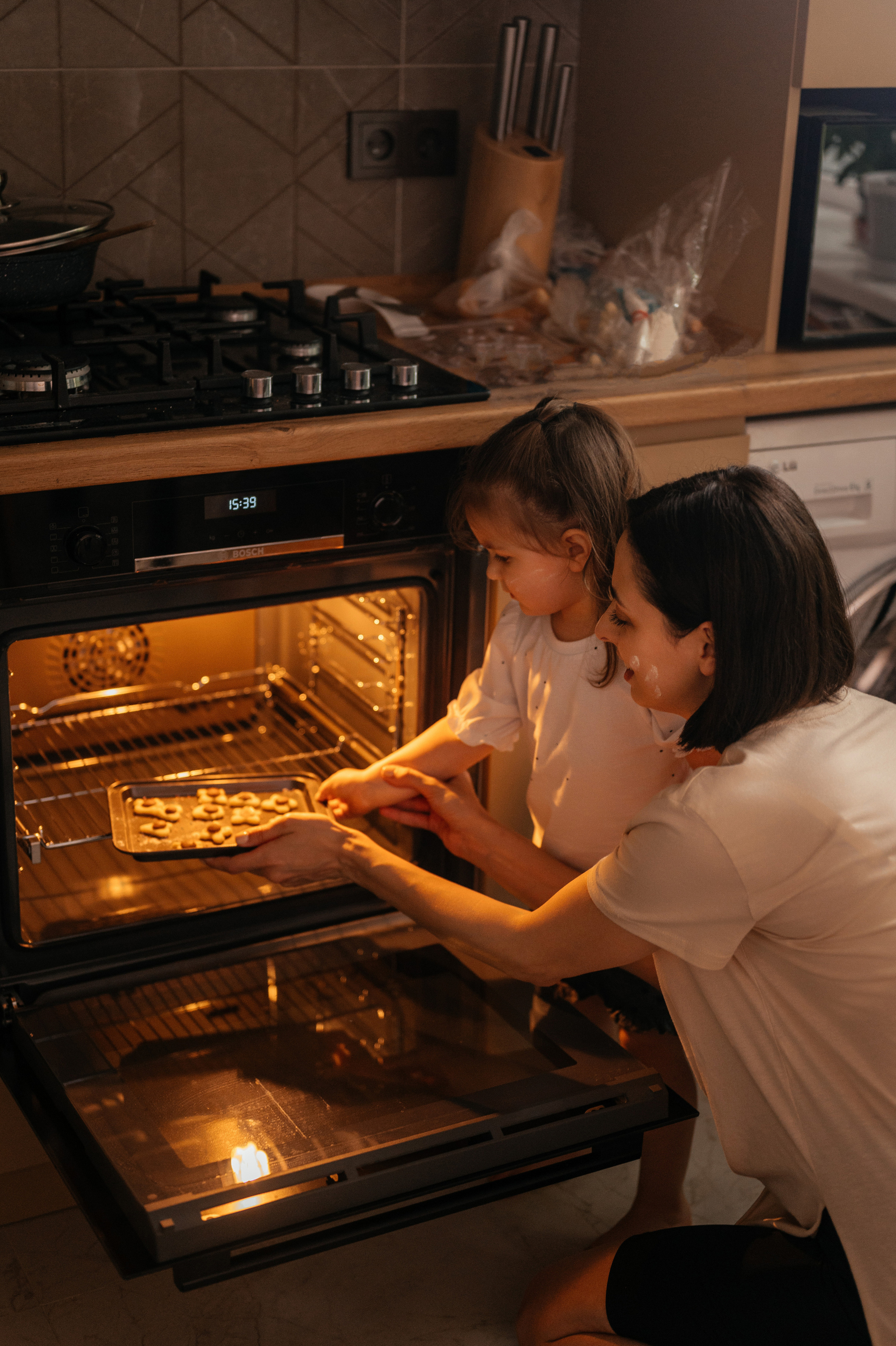 Фотосессия на дому. Свадебный фотограф в Донецке — Вита Донец