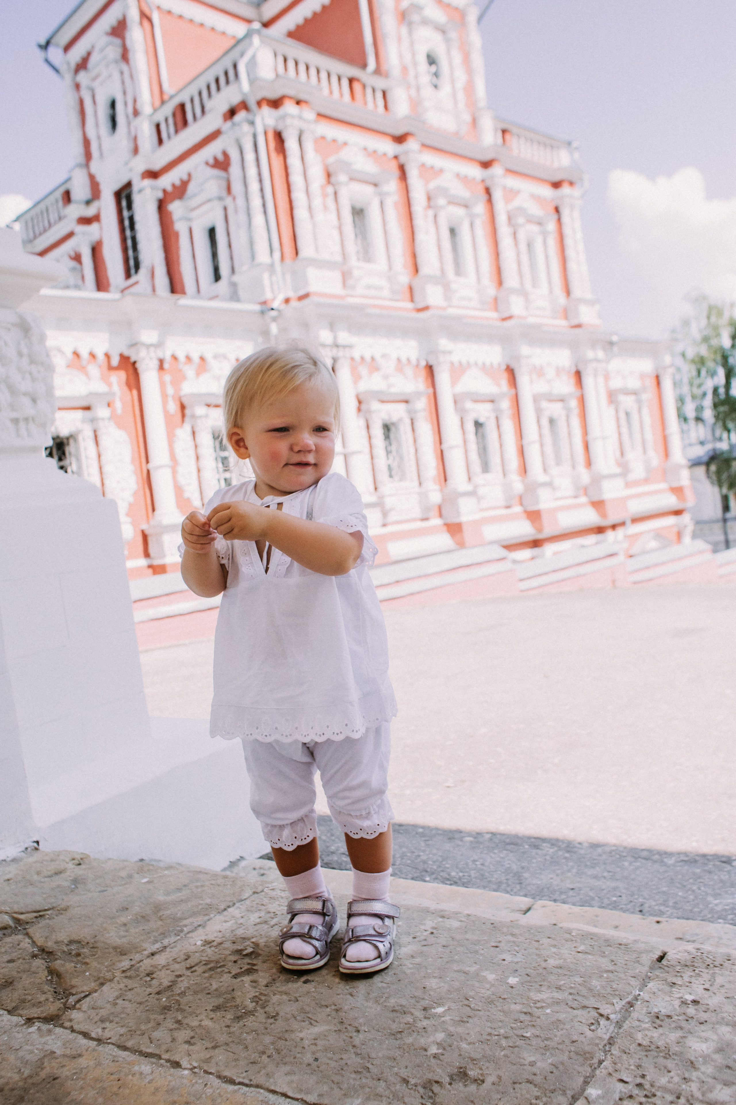 София. Церковь в честь Собора Пресвятой Богородицы. Фотограф в Нижнем Новгороде