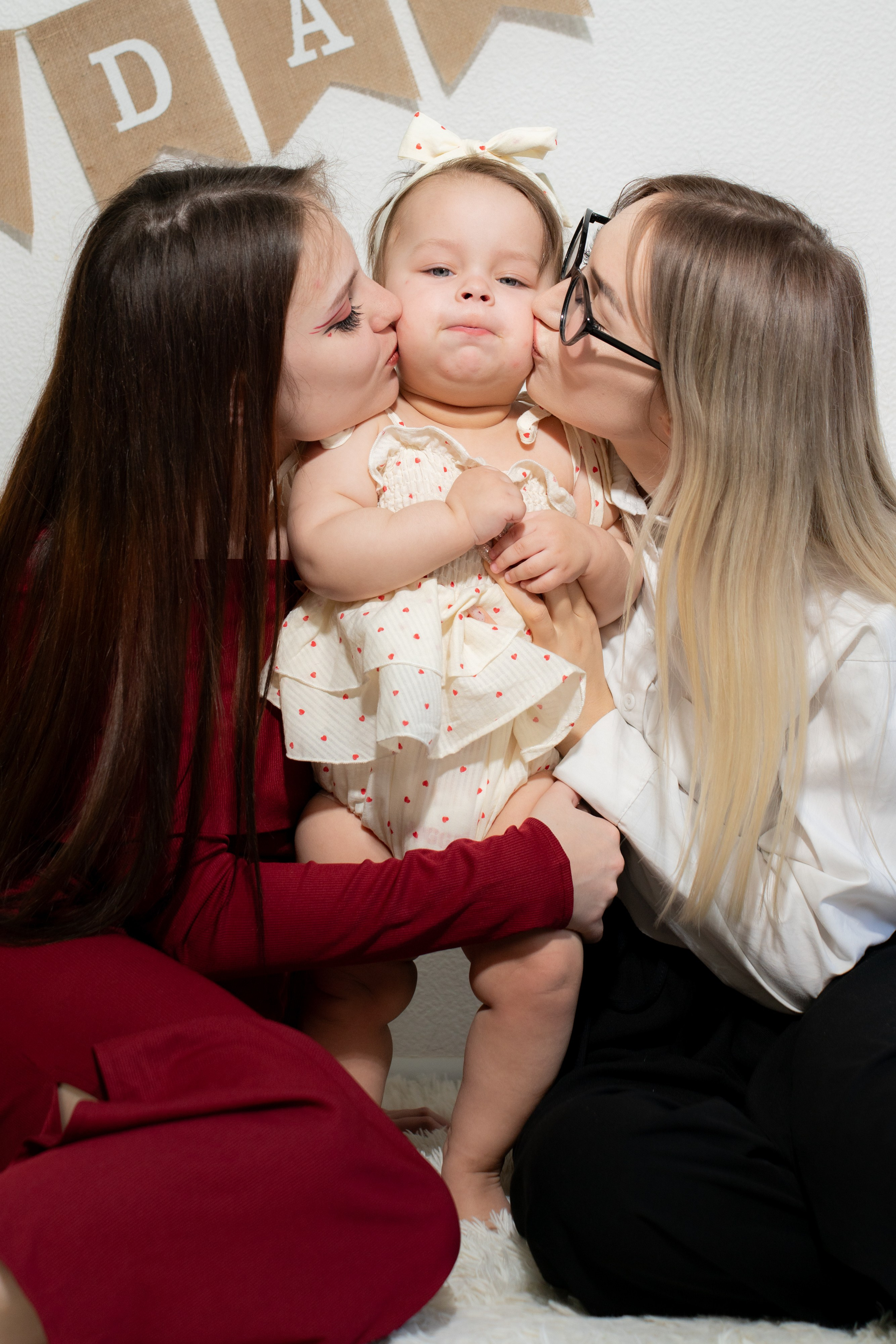 Фотосессия в студии на годик, 2,3 и т.д. Nikolay Serfoord